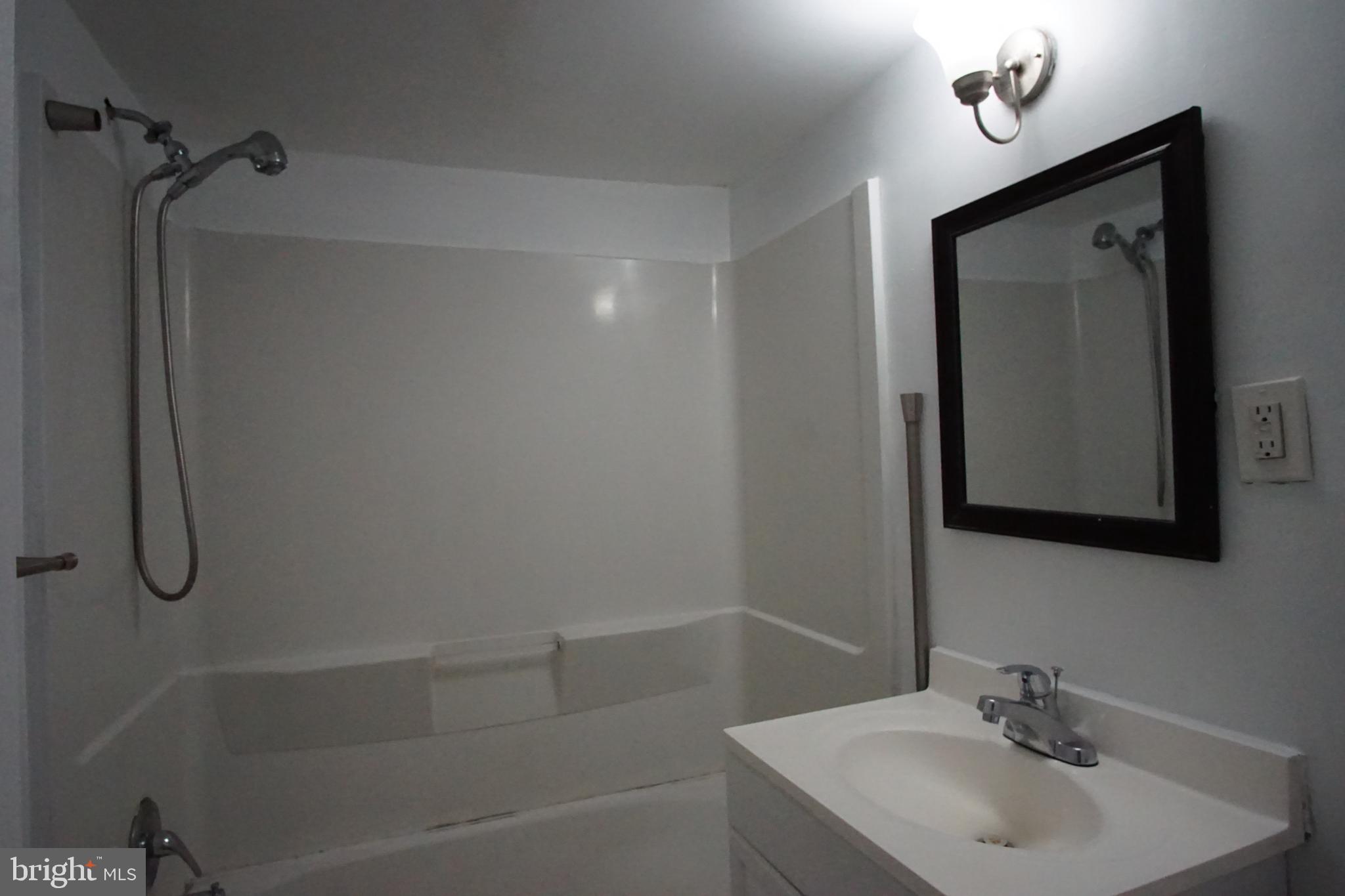 MARYLAND FARMS - Residential Lease