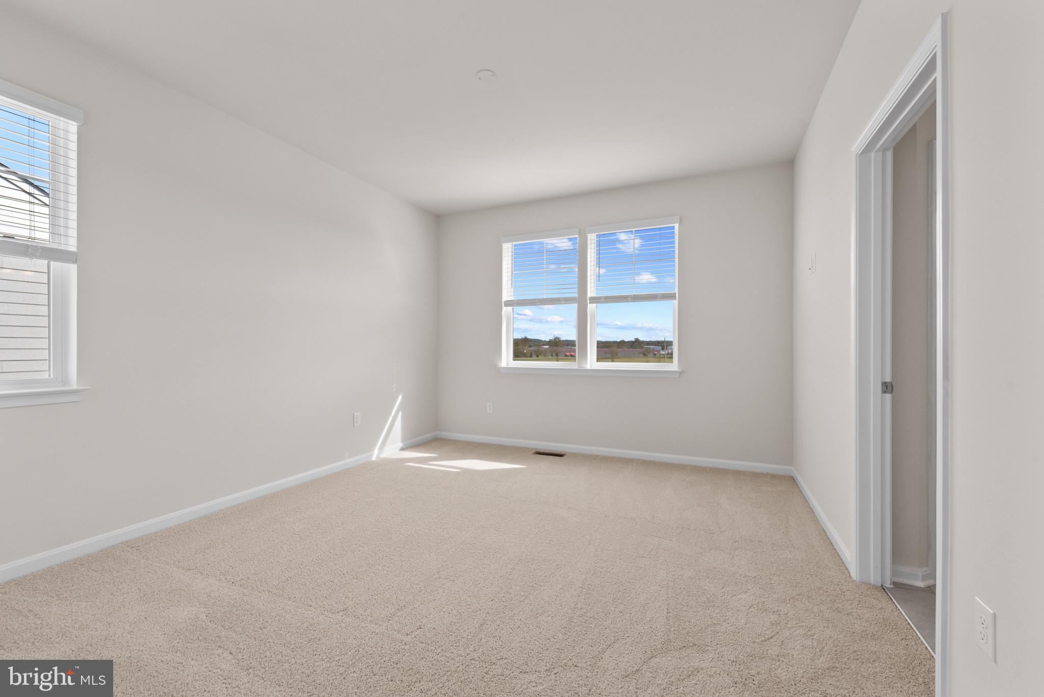 INNOVATION TOWN CENTER - Residential