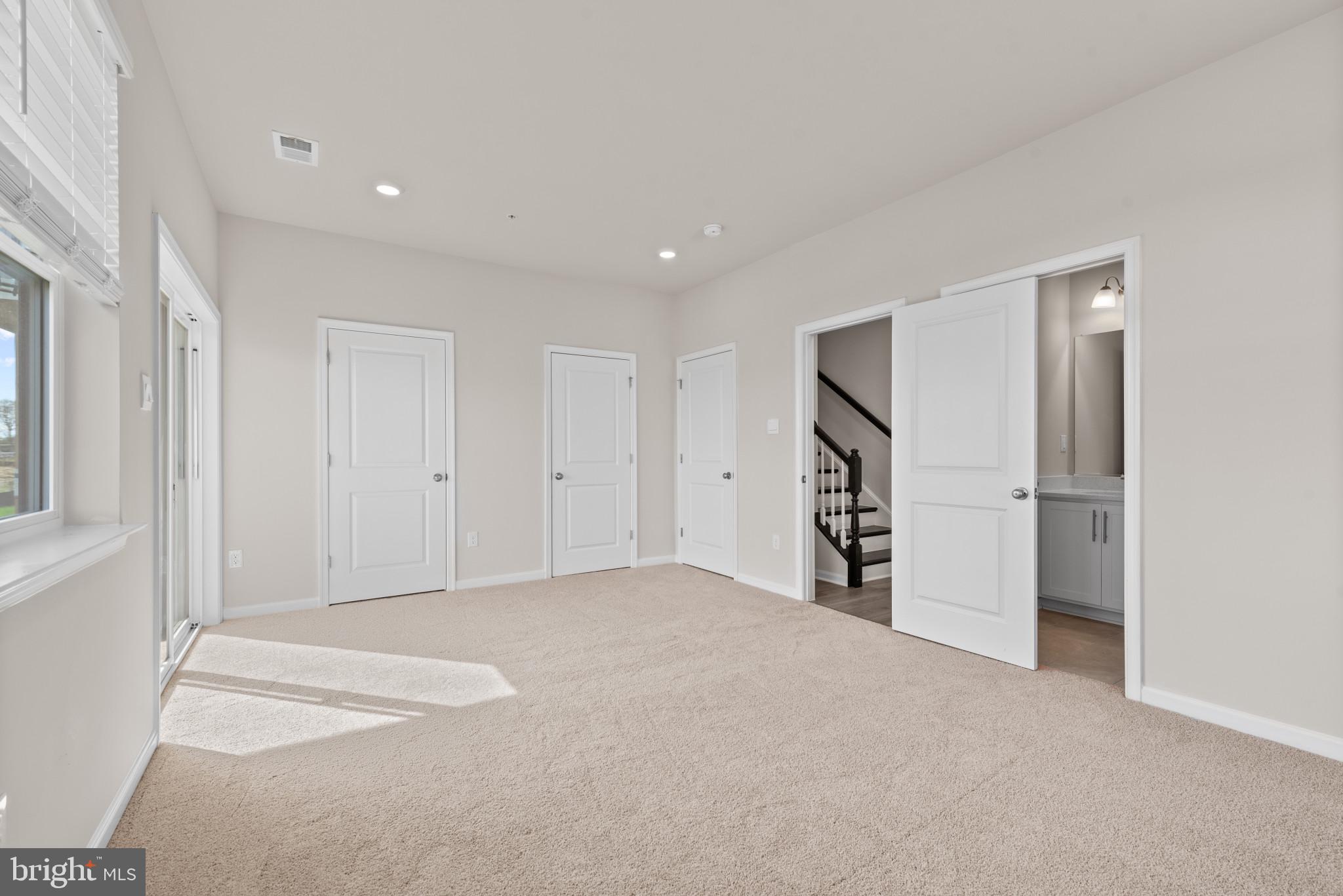 INNOVATION TOWN CENTER - Residential