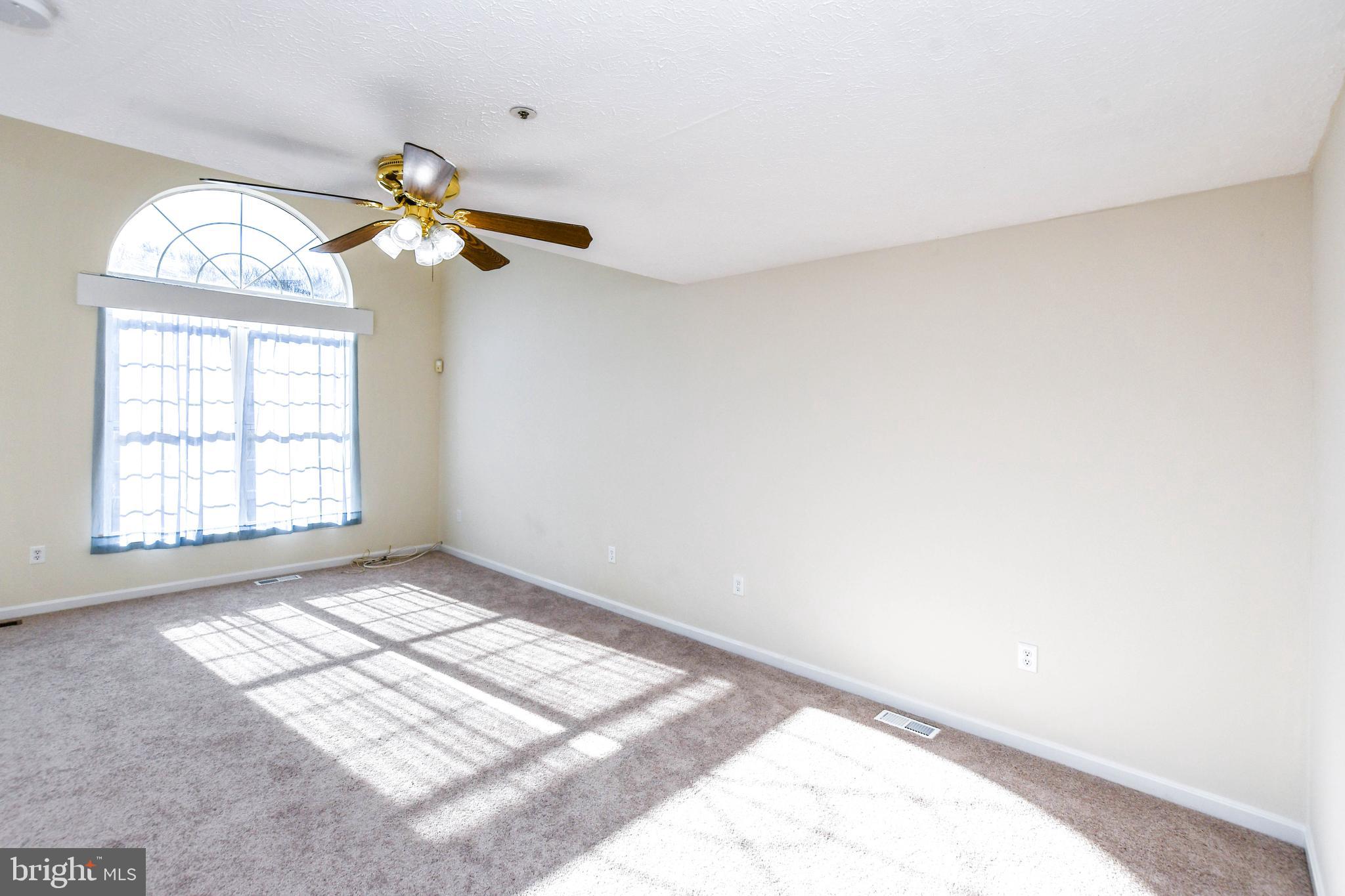 HIGHBRIDGE PLAT 16 - Residential Lease