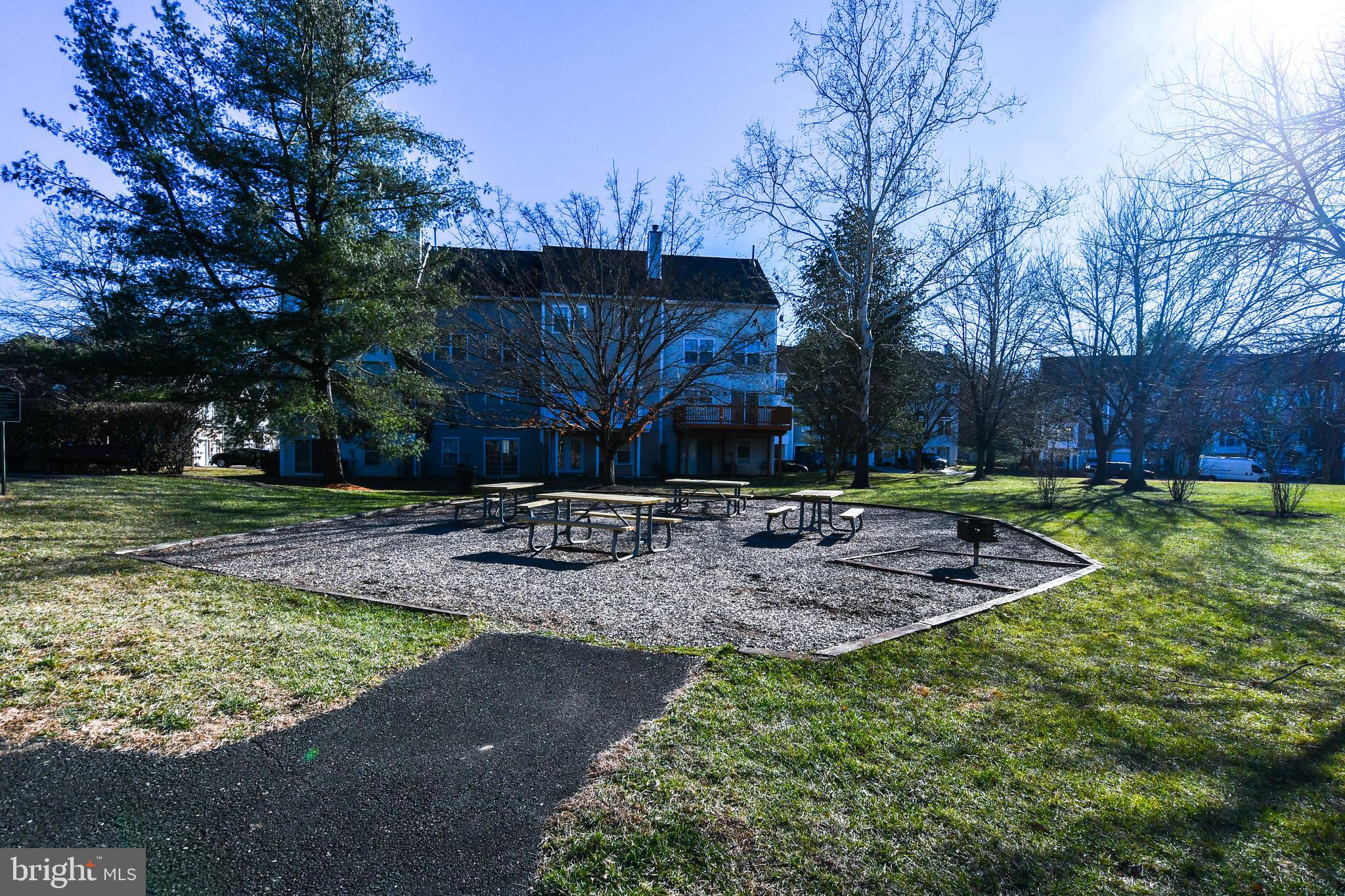 HIGHBRIDGE PLAT 16 - Residential Lease