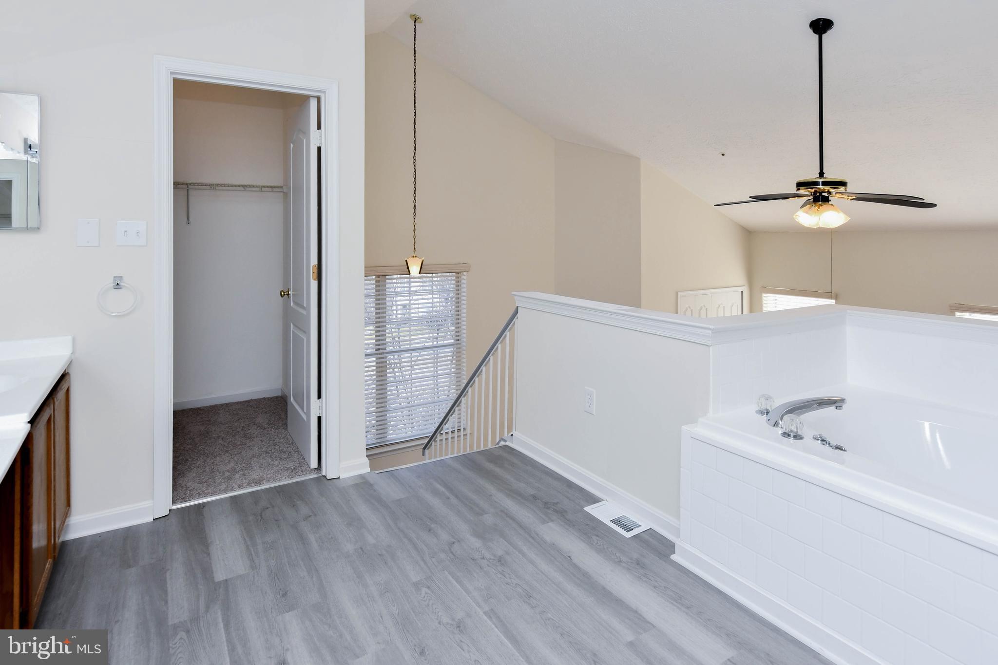 HIGHBRIDGE PLAT 16 - Residential Lease