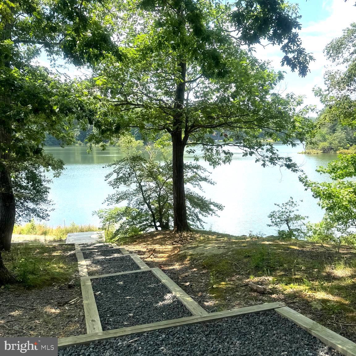 STRATFORD HARBOUR - Residential