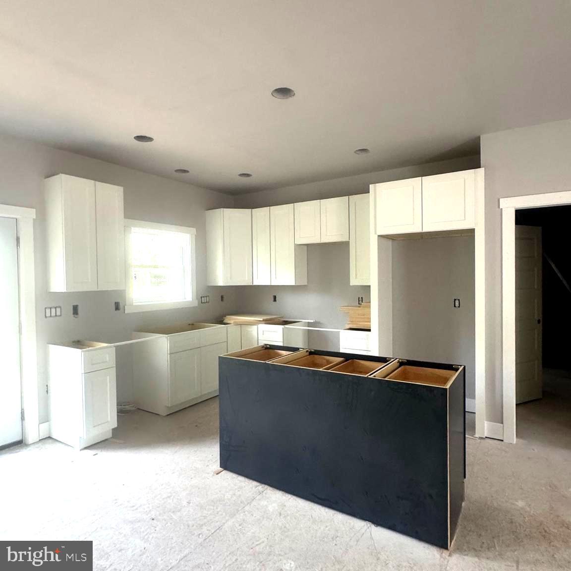 STRATFORD HARBOUR - Residential