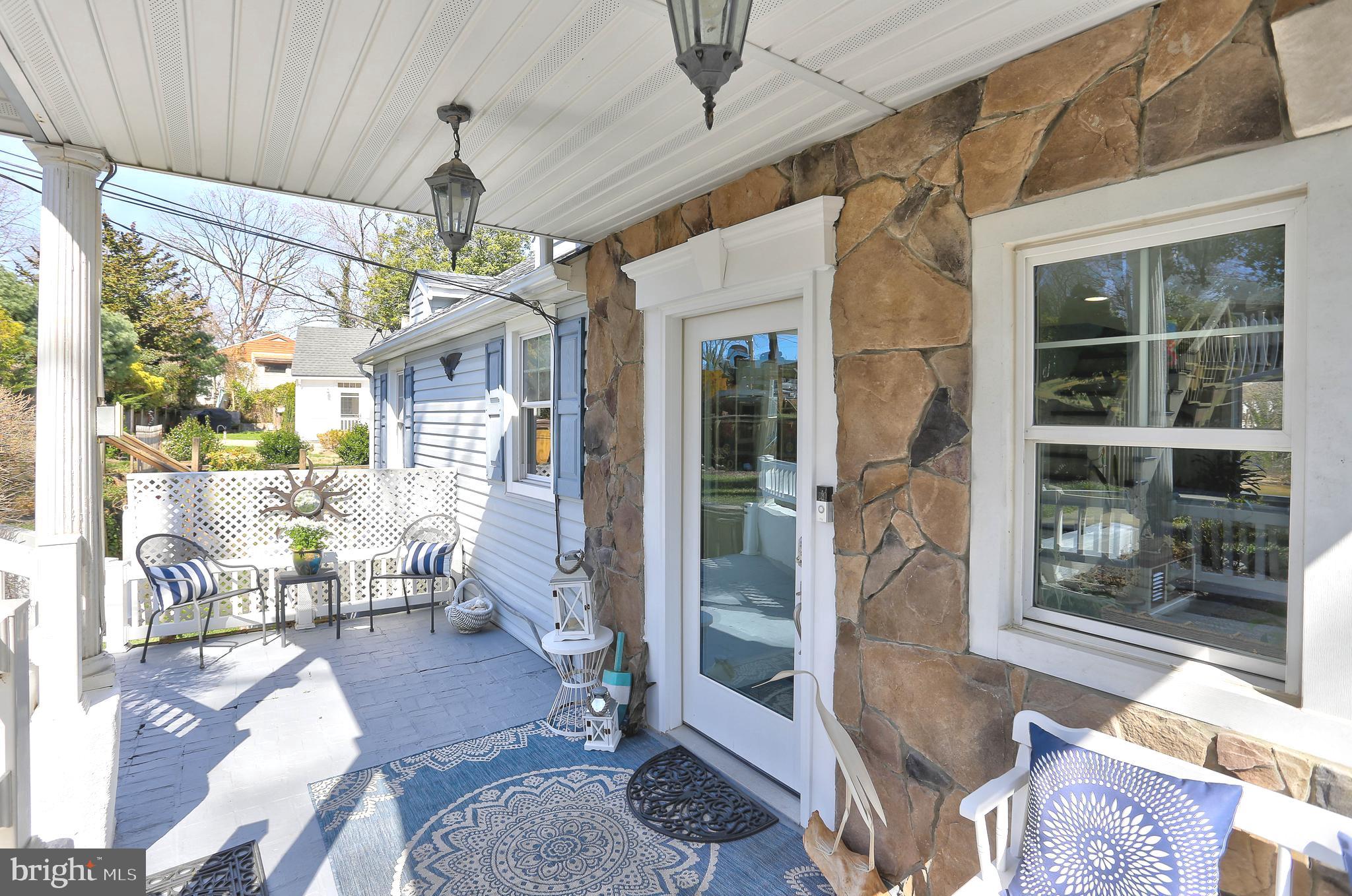 LAUREL ACRES - Residential