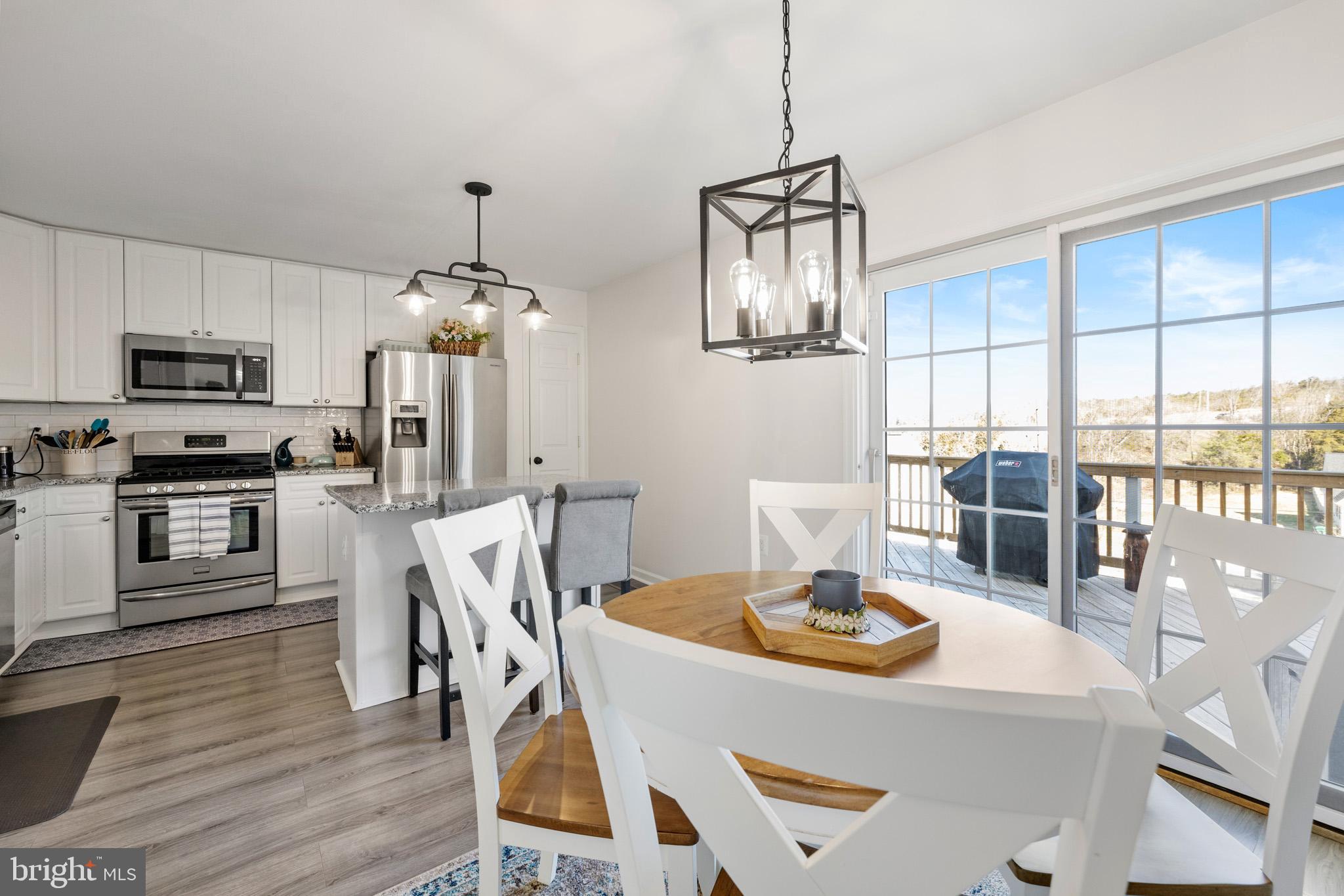 CRYSTAL HILL TOWNHOUSES - Residential