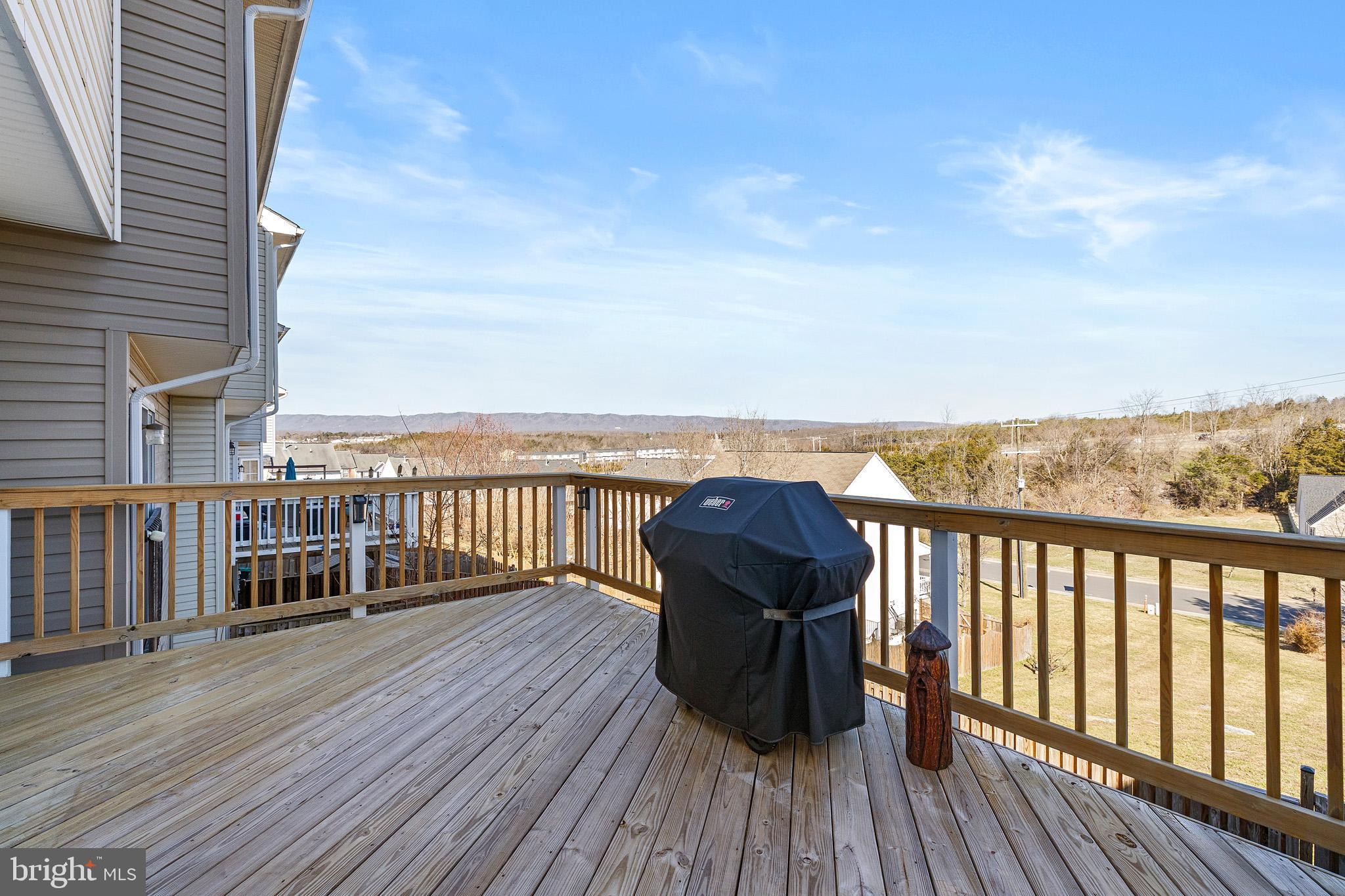 CRYSTAL HILL TOWNHOUSES - Residential