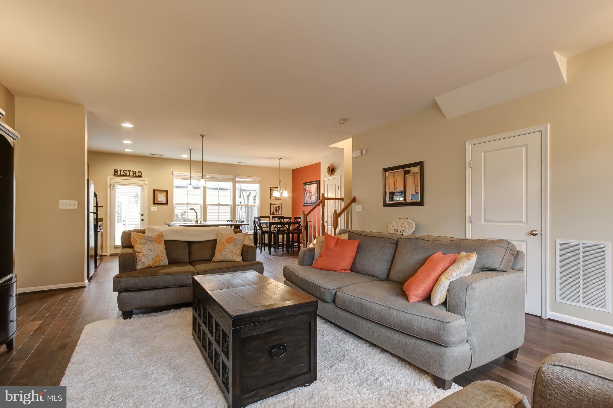 VICTORY LAKES - Residential