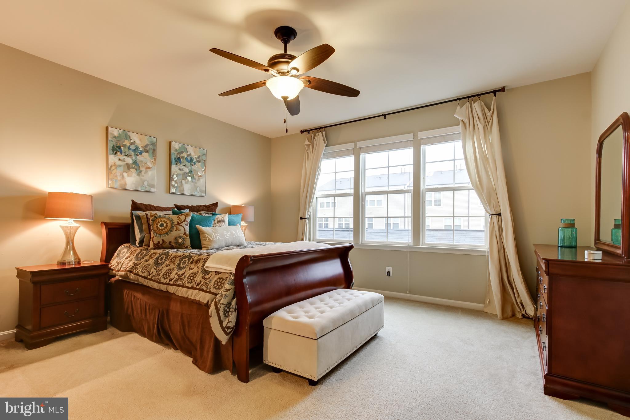 VICTORY LAKES - Residential