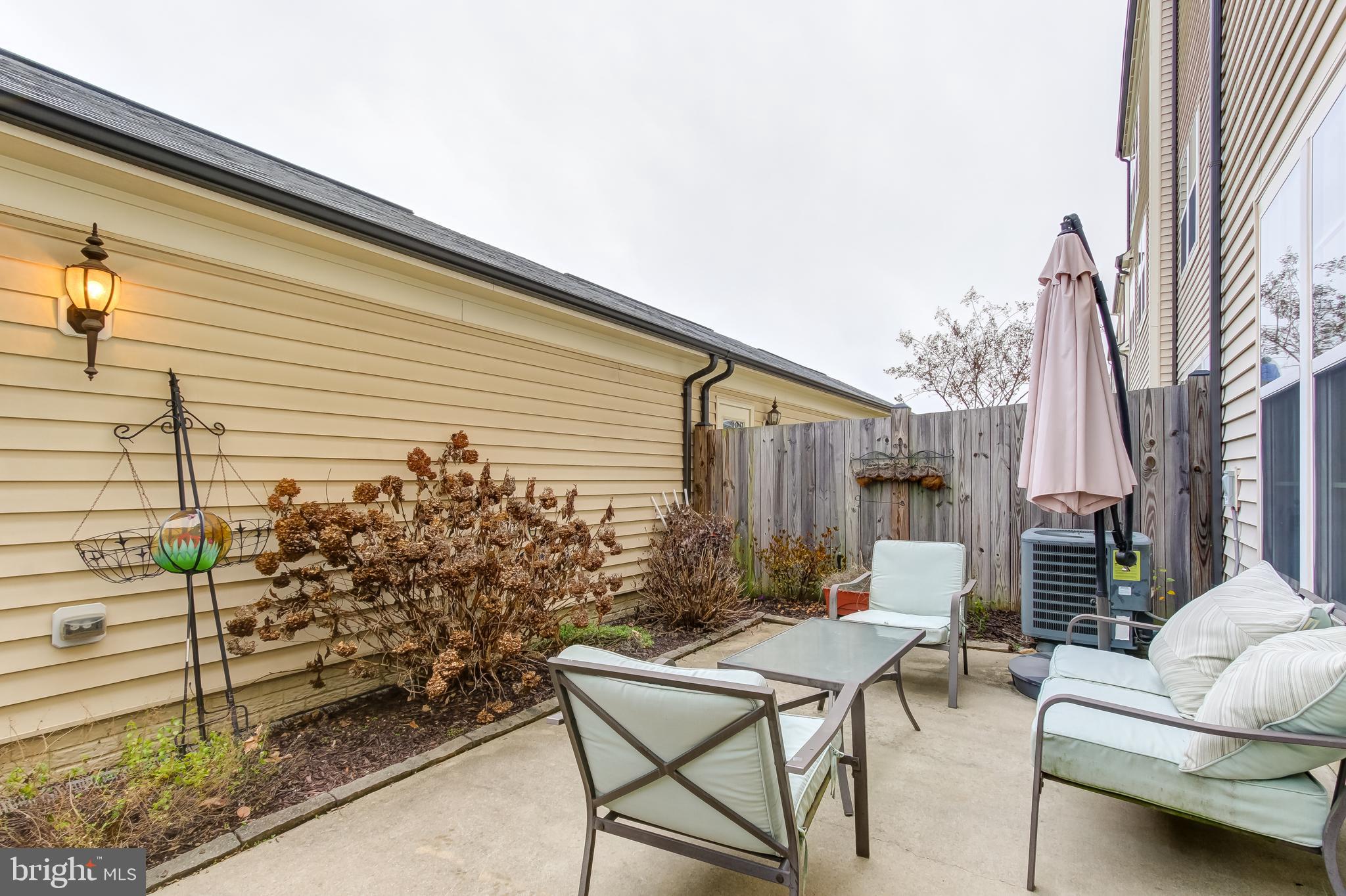 VICTORY LAKES - Residential