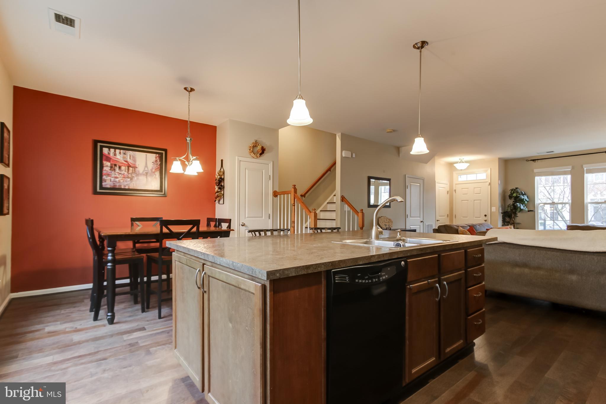 VICTORY LAKES - Residential