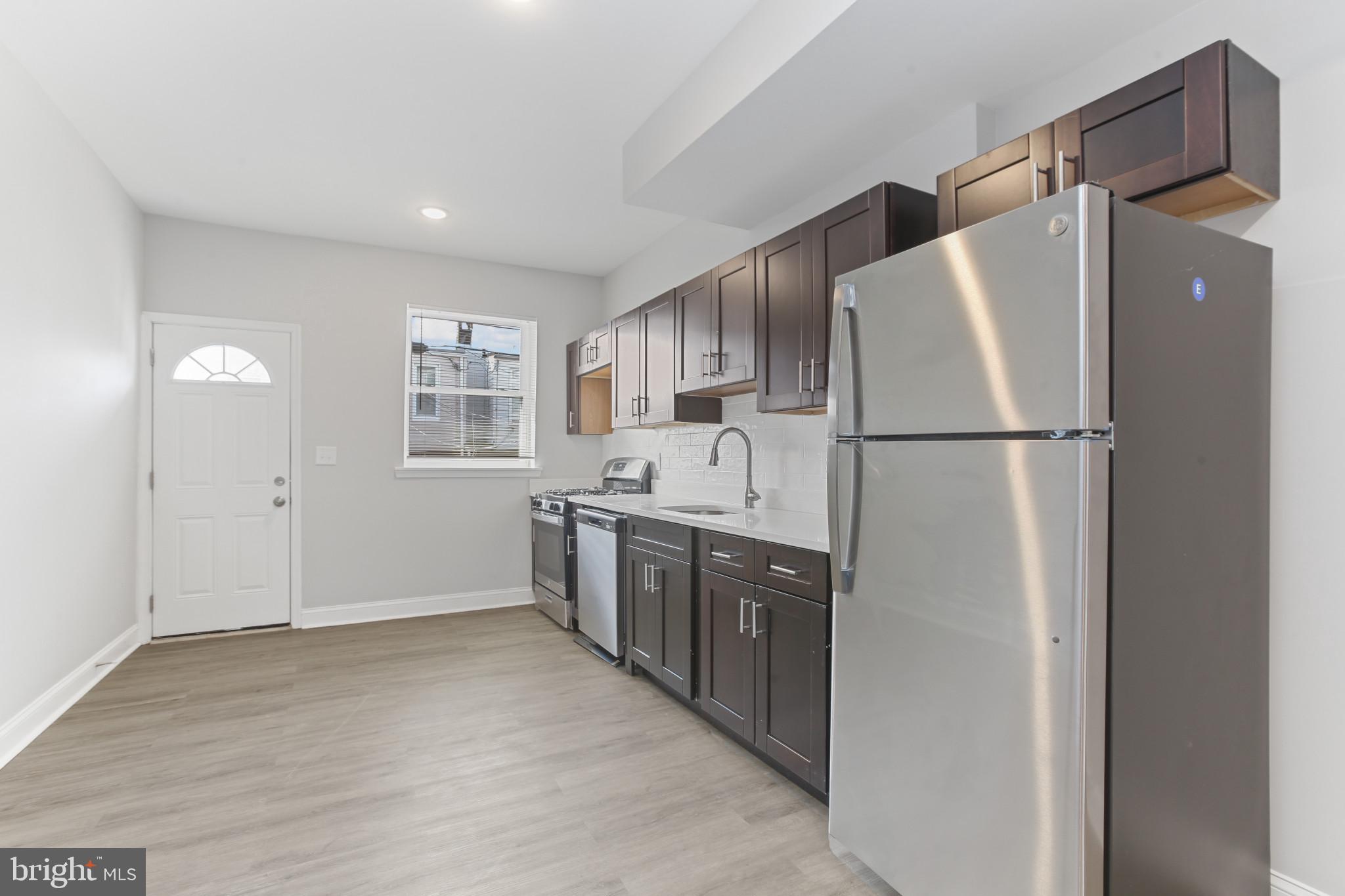 MADISON EASTEND - Residential Lease