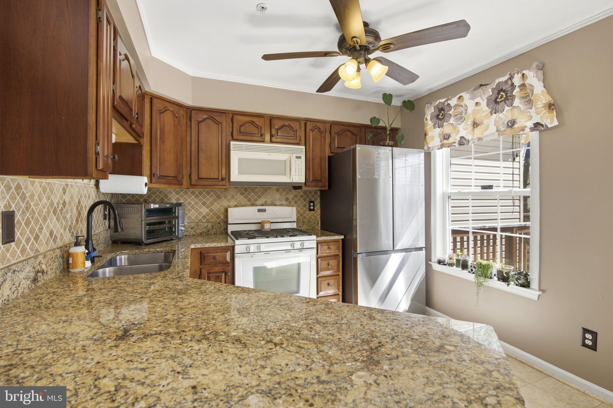 BELLE MANOR - Residential