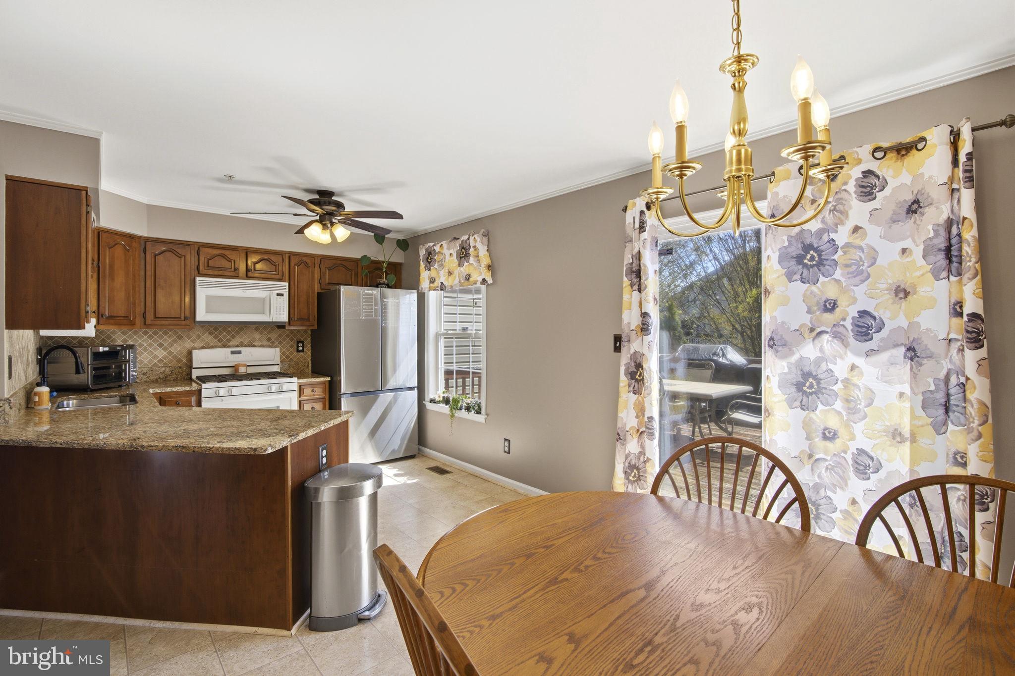 BELLE MANOR - Residential