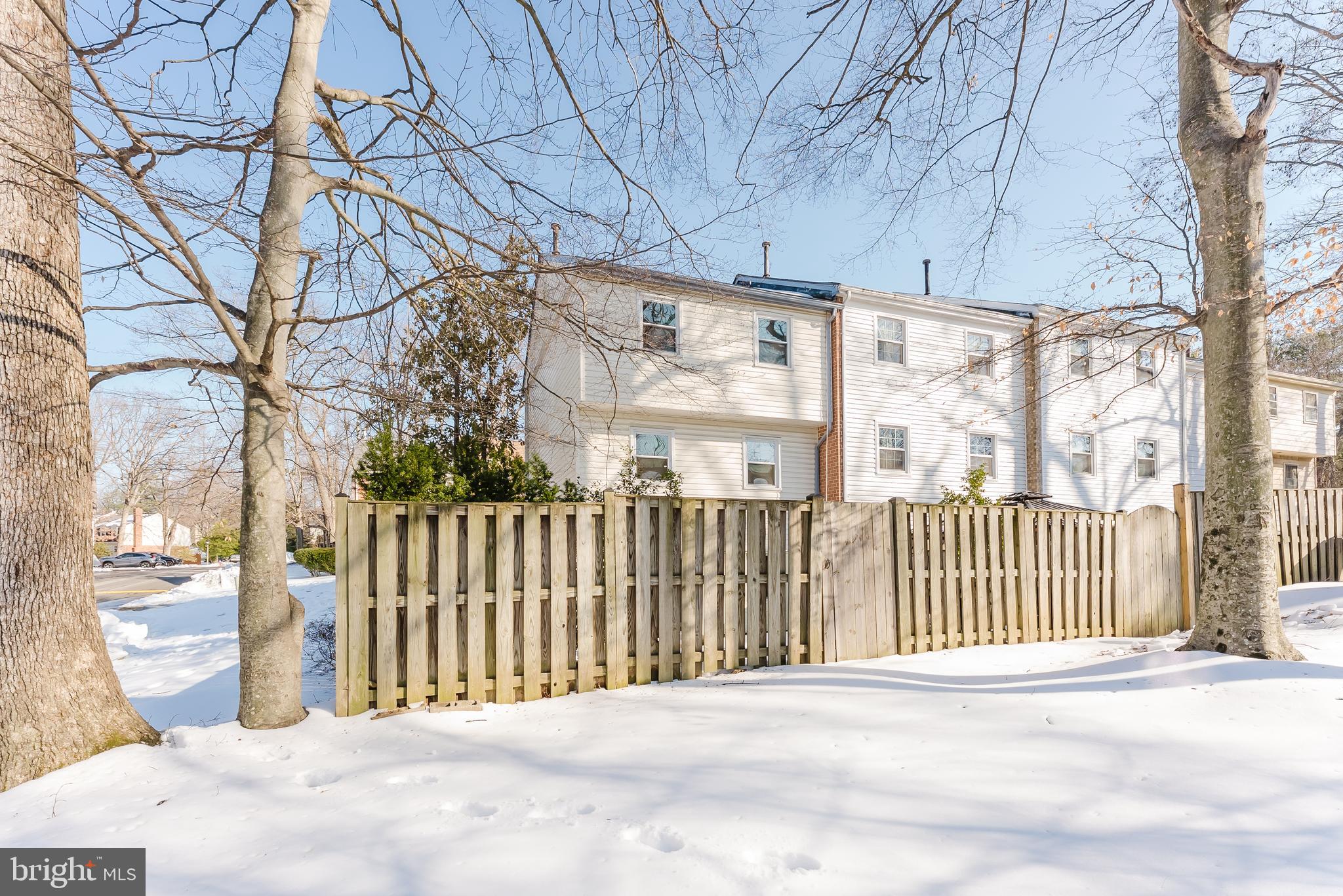 KEENE  MILL WOODS - Residential