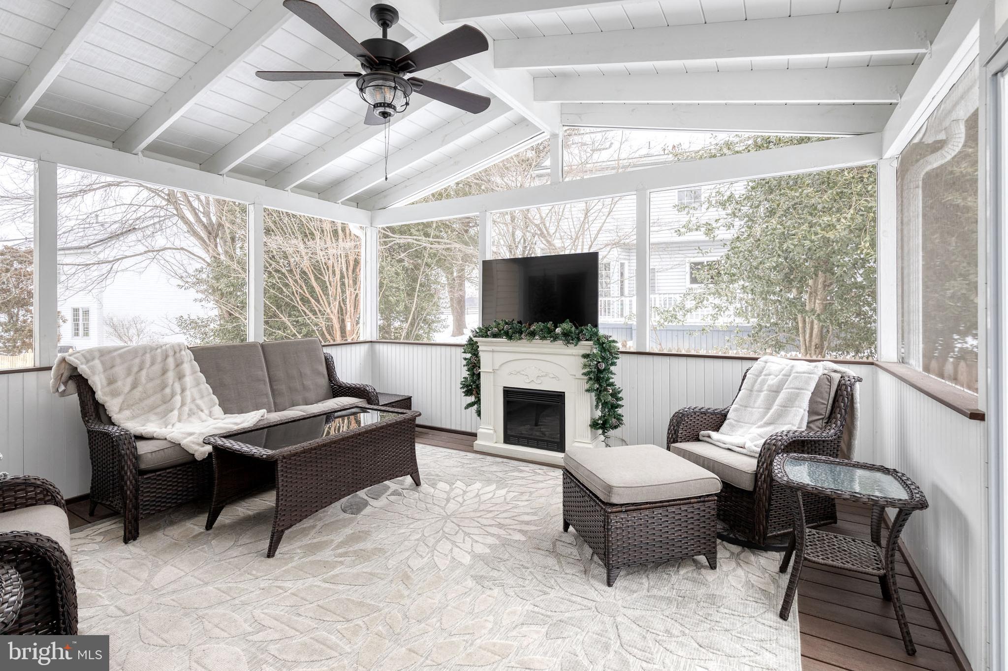 CHRISTIE ESTATES - Residential