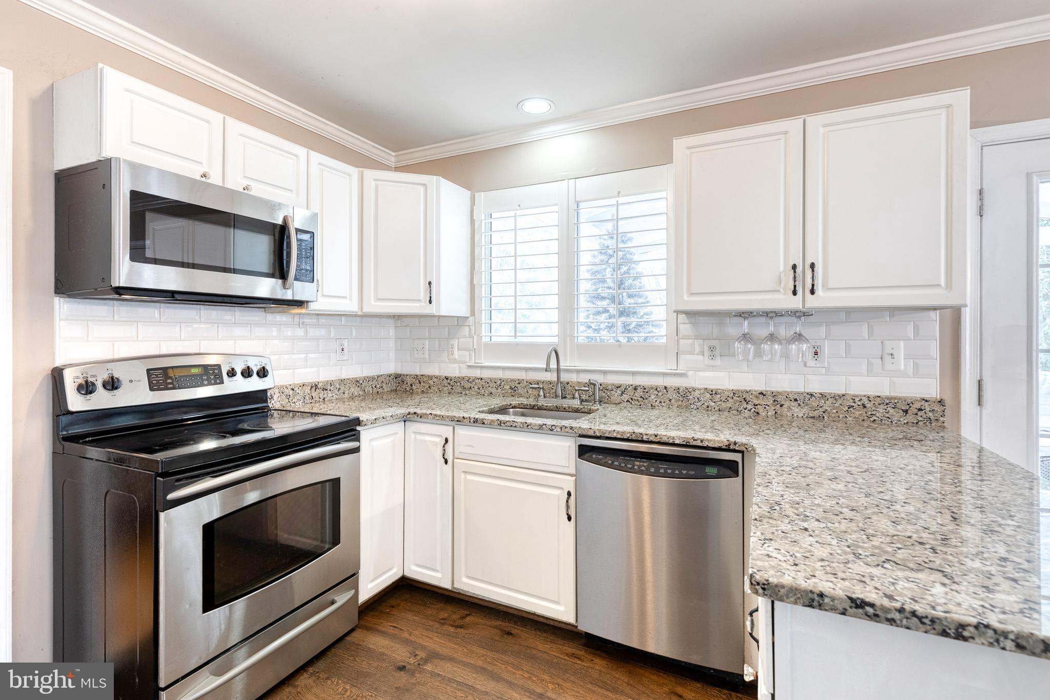 CHRISTIE ESTATES - Residential