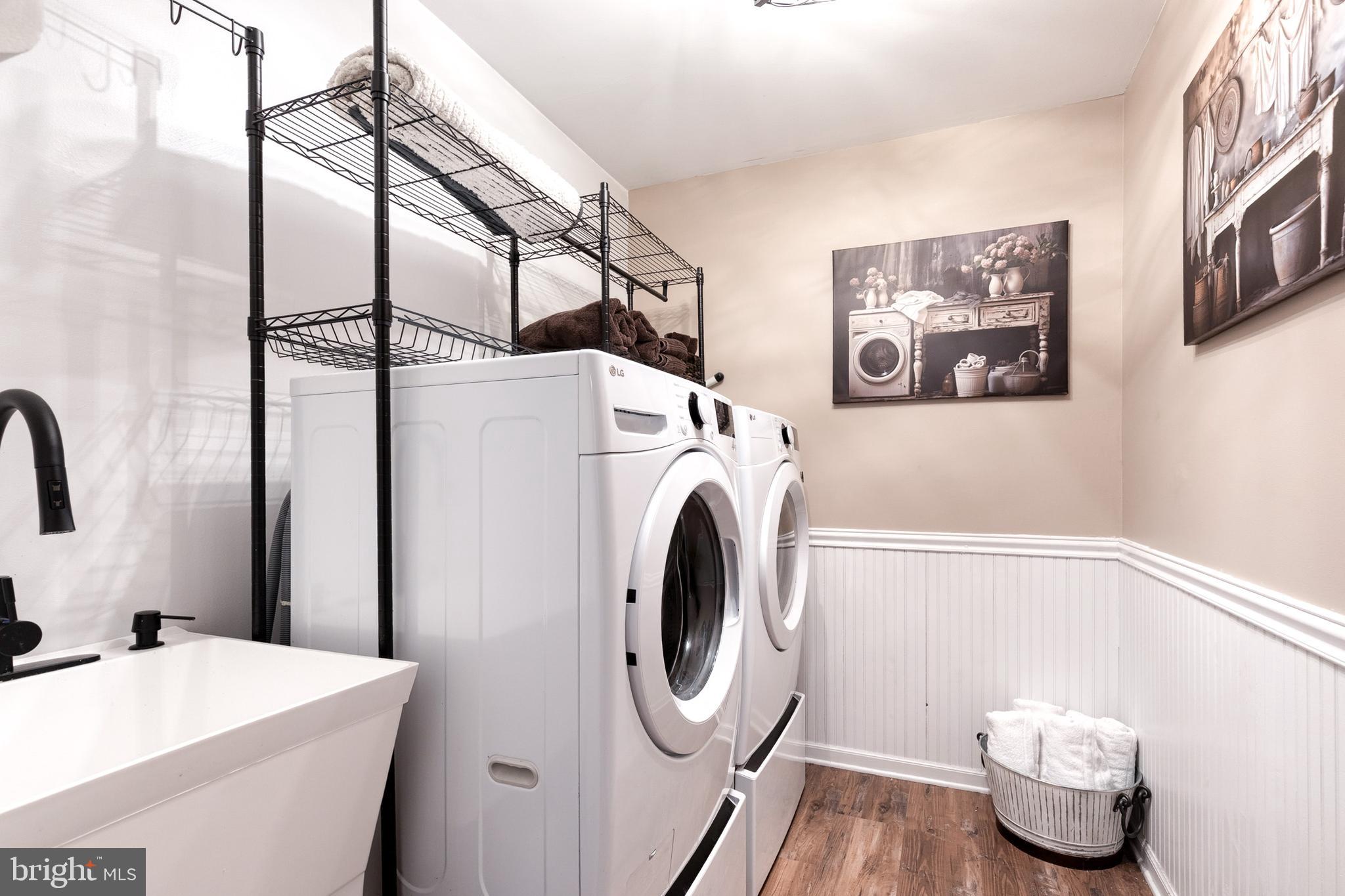 CHRISTIE ESTATES - Residential