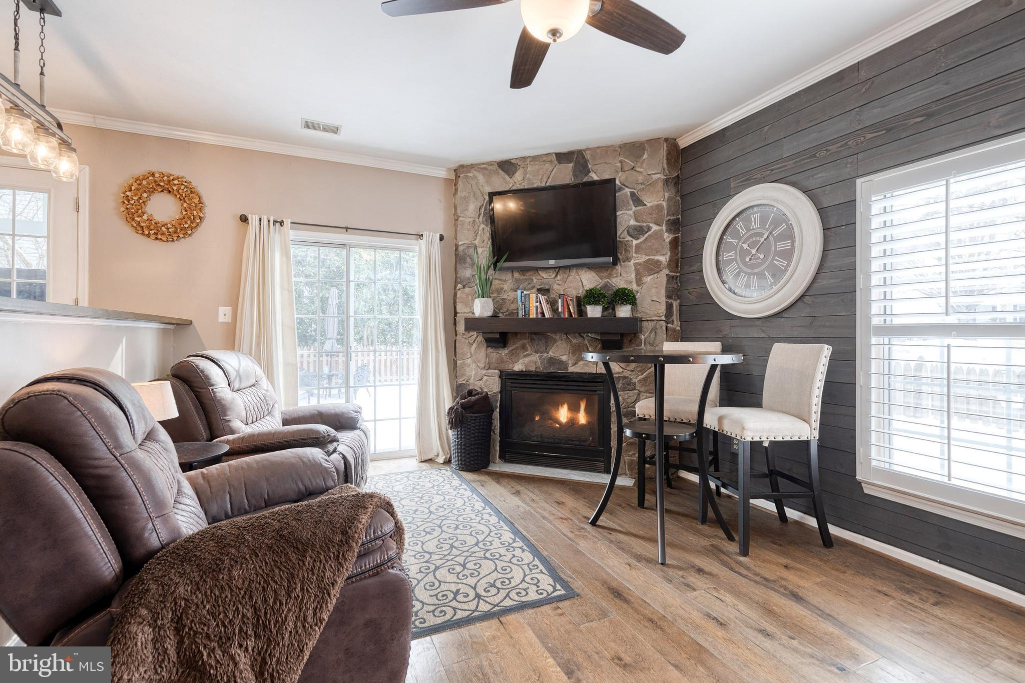 CHRISTIE ESTATES - Residential