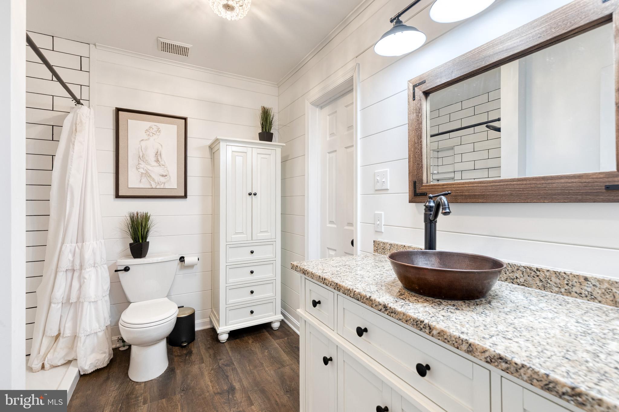 CHRISTIE ESTATES - Residential