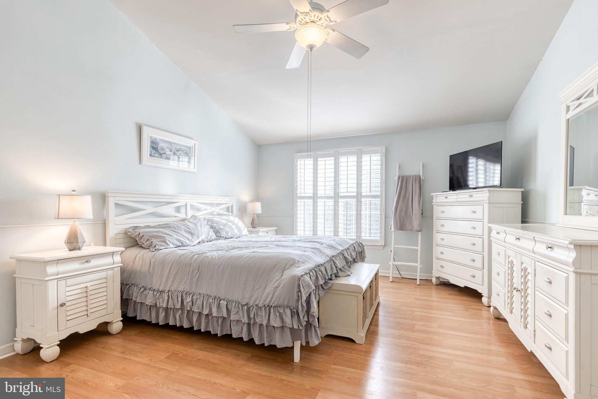 CHRISTIE ESTATES - Residential