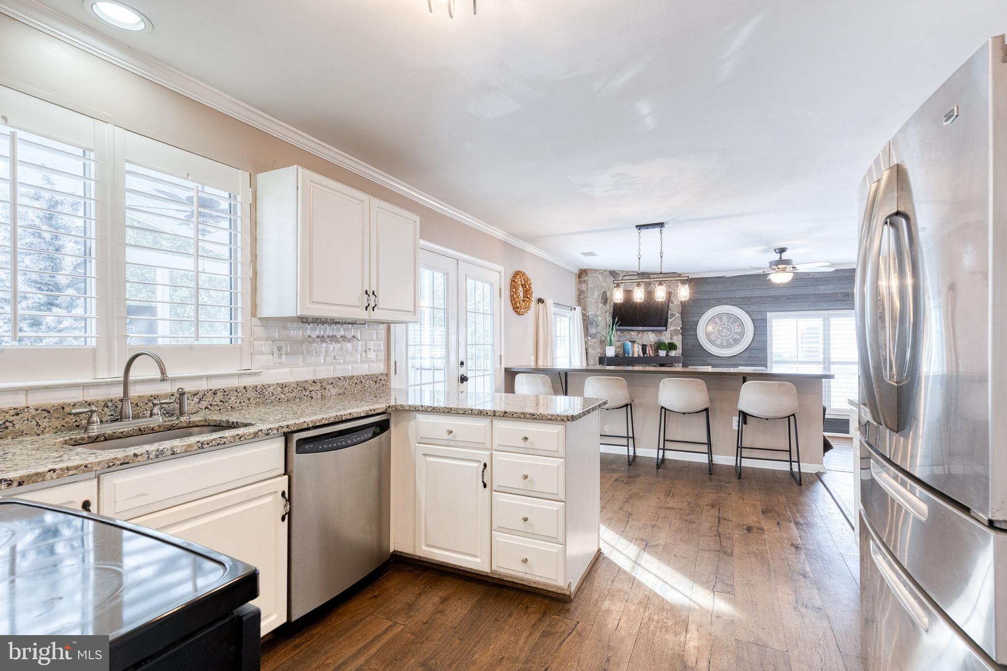 CHRISTIE ESTATES - Residential