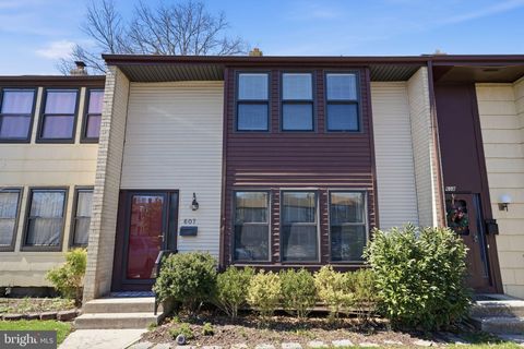 Townhouse For Sale - 607 Greenwich Court<br/> Mercer County, HIGHTSTOWN, NJ 08520