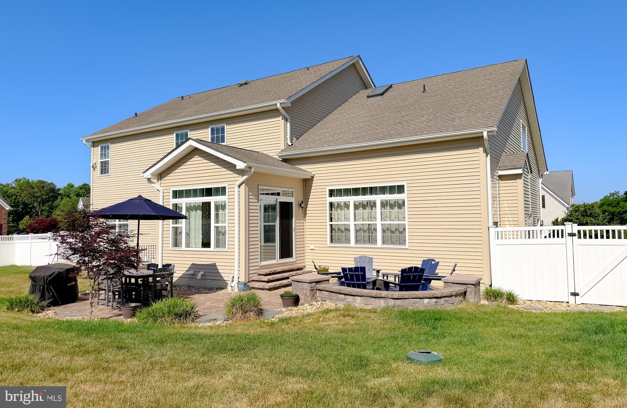 LEONARDS GRANT - Residential