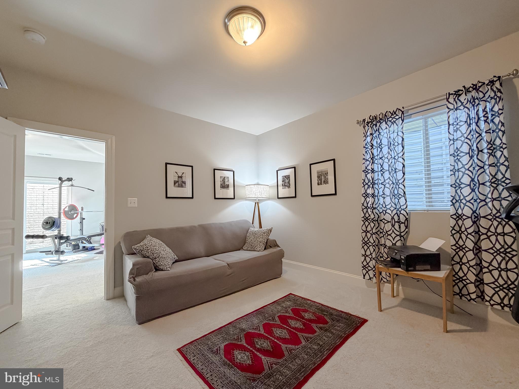 LEONARDS GRANT - Residential