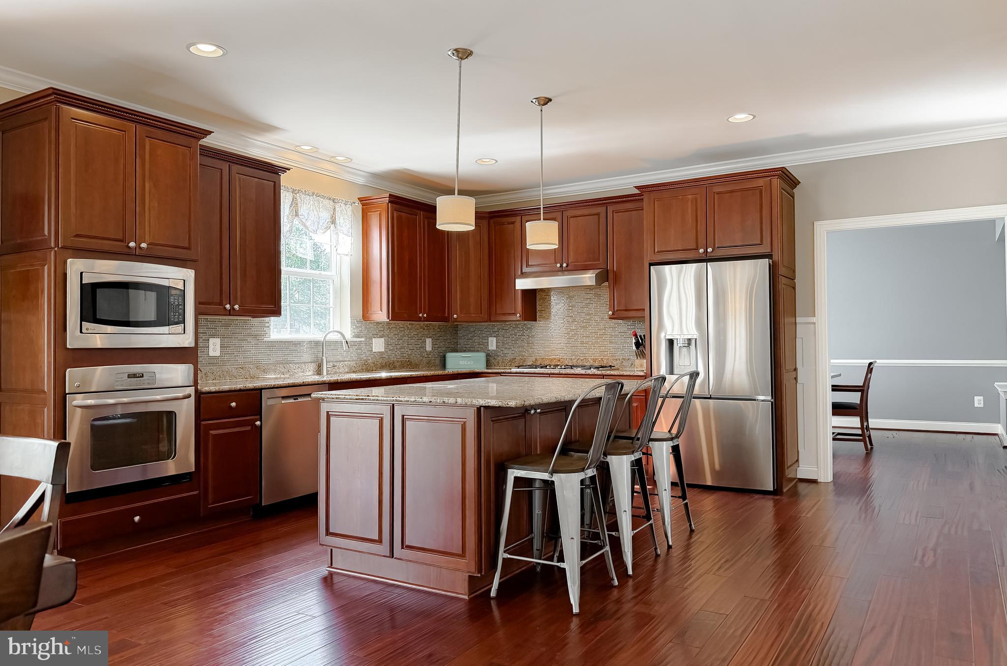 LEONARDS GRANT - Residential