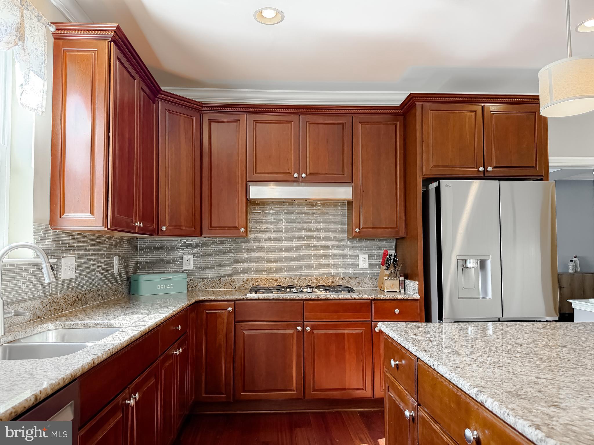 LEONARDS GRANT - Residential