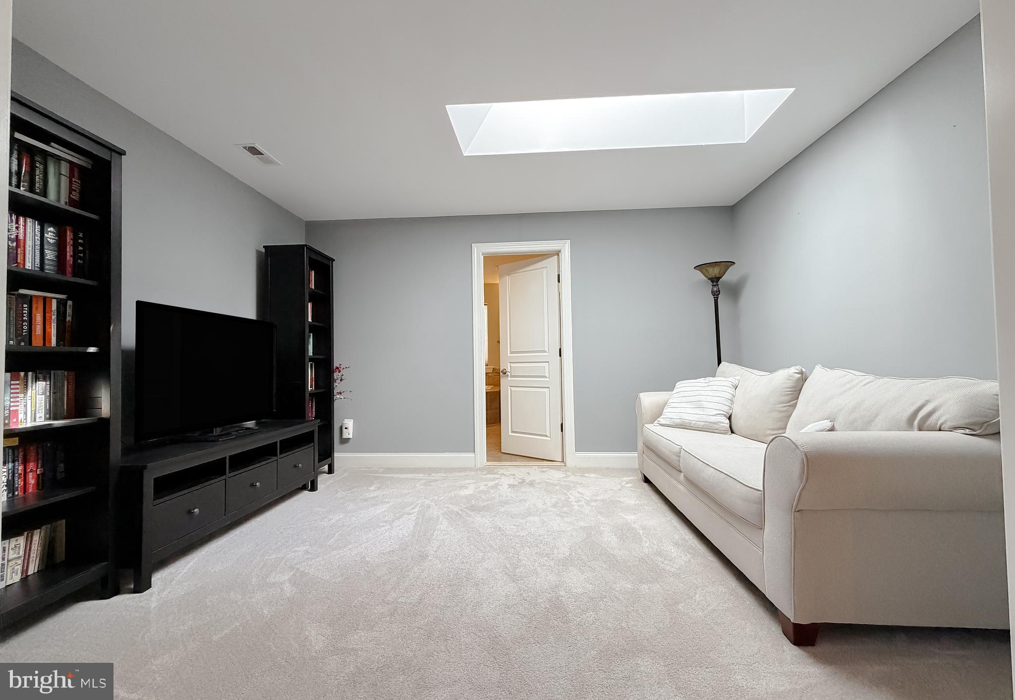 LEONARDS GRANT - Residential