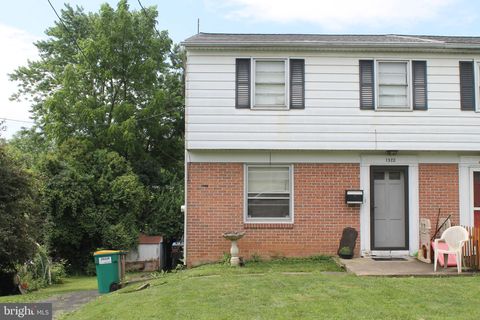 Photo of 1572 Temple Avenue, LANCASTER, PA 17603 (MLS # PALA2072238)