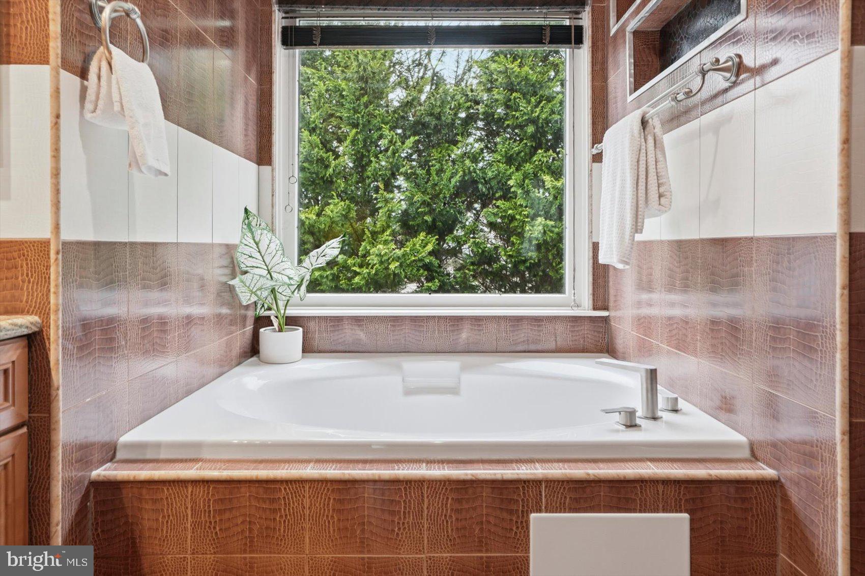 REISTERSTOWN - Residential