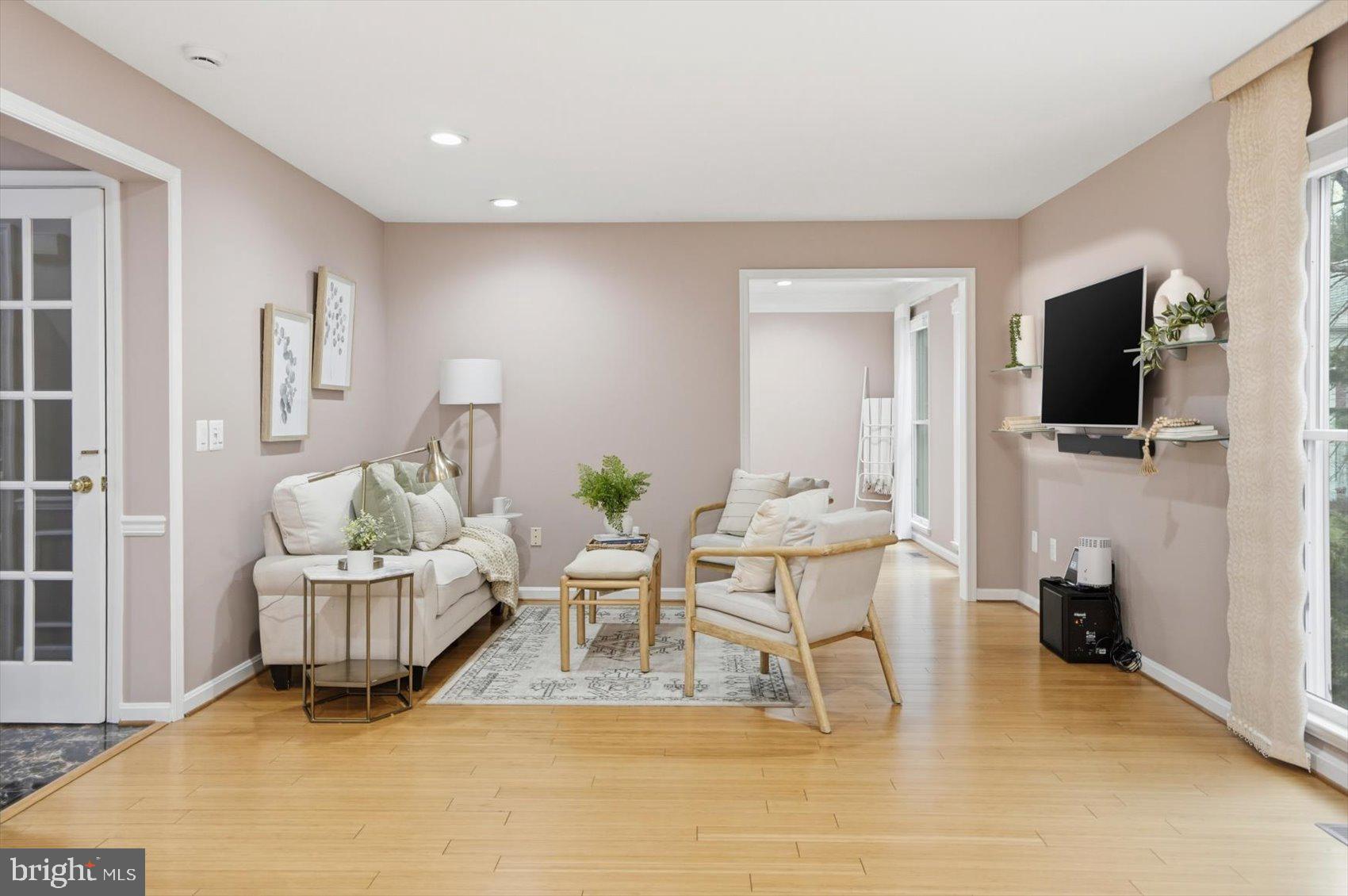 REISTERSTOWN - Residential