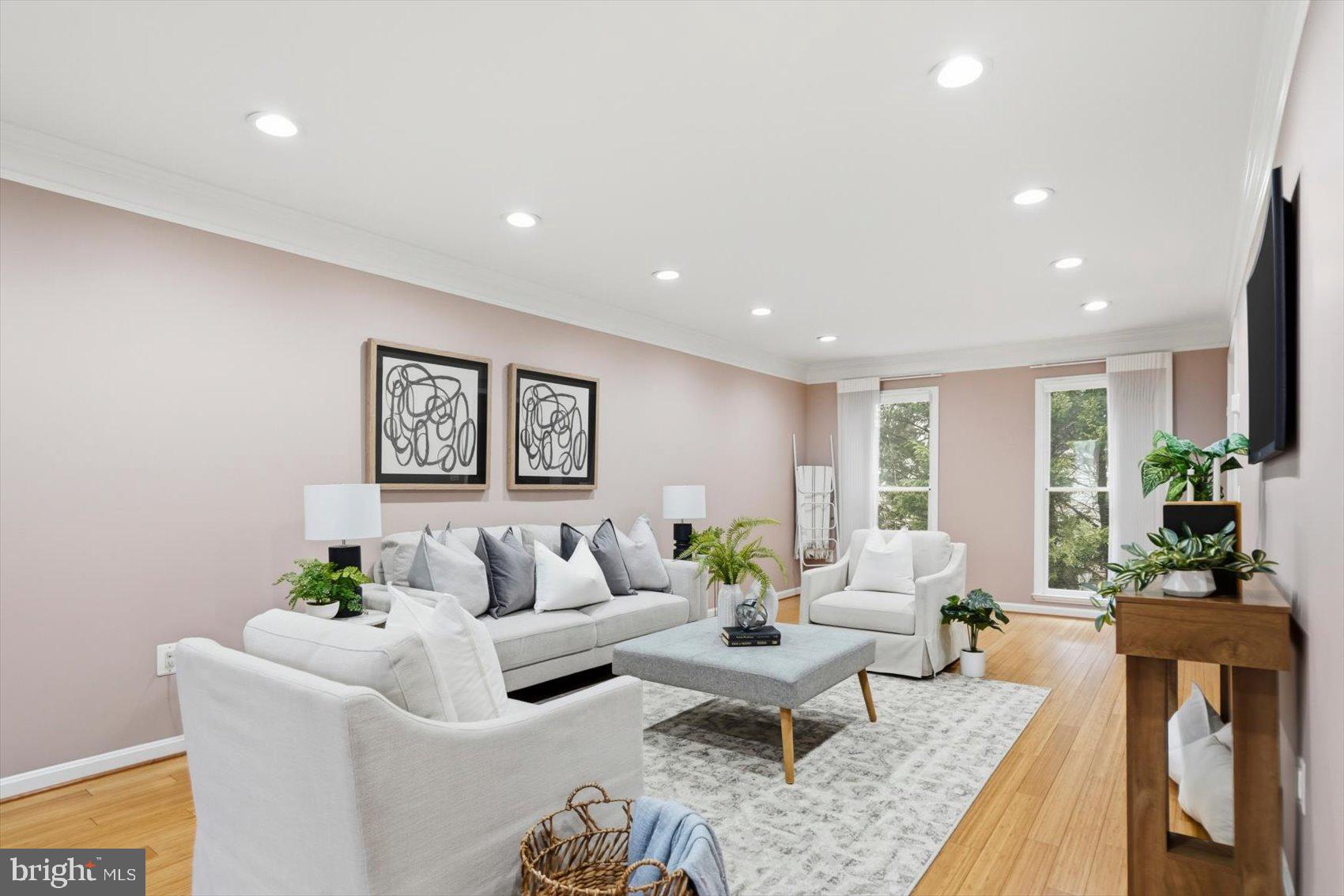 REISTERSTOWN - Residential