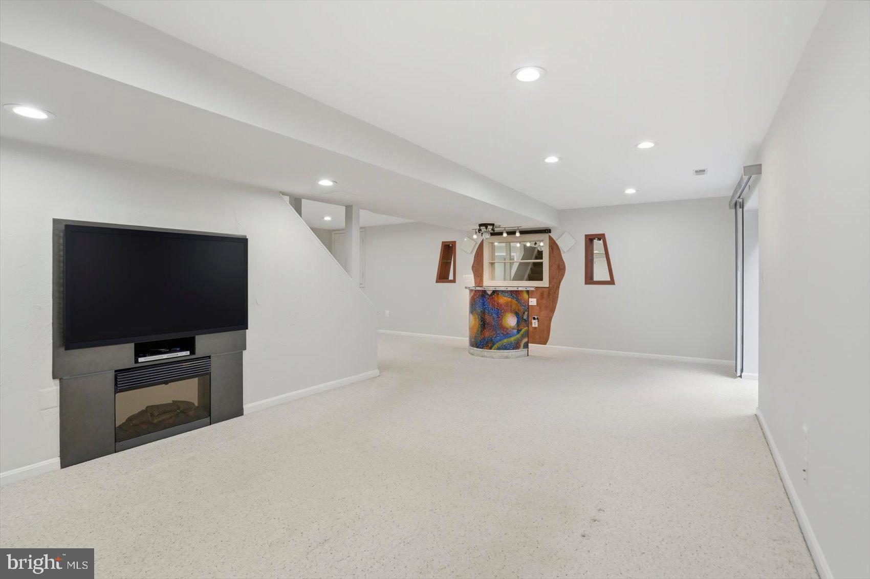 REISTERSTOWN - Residential