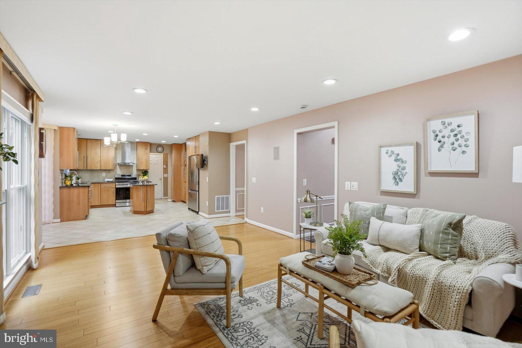 REISTERSTOWN - Residential