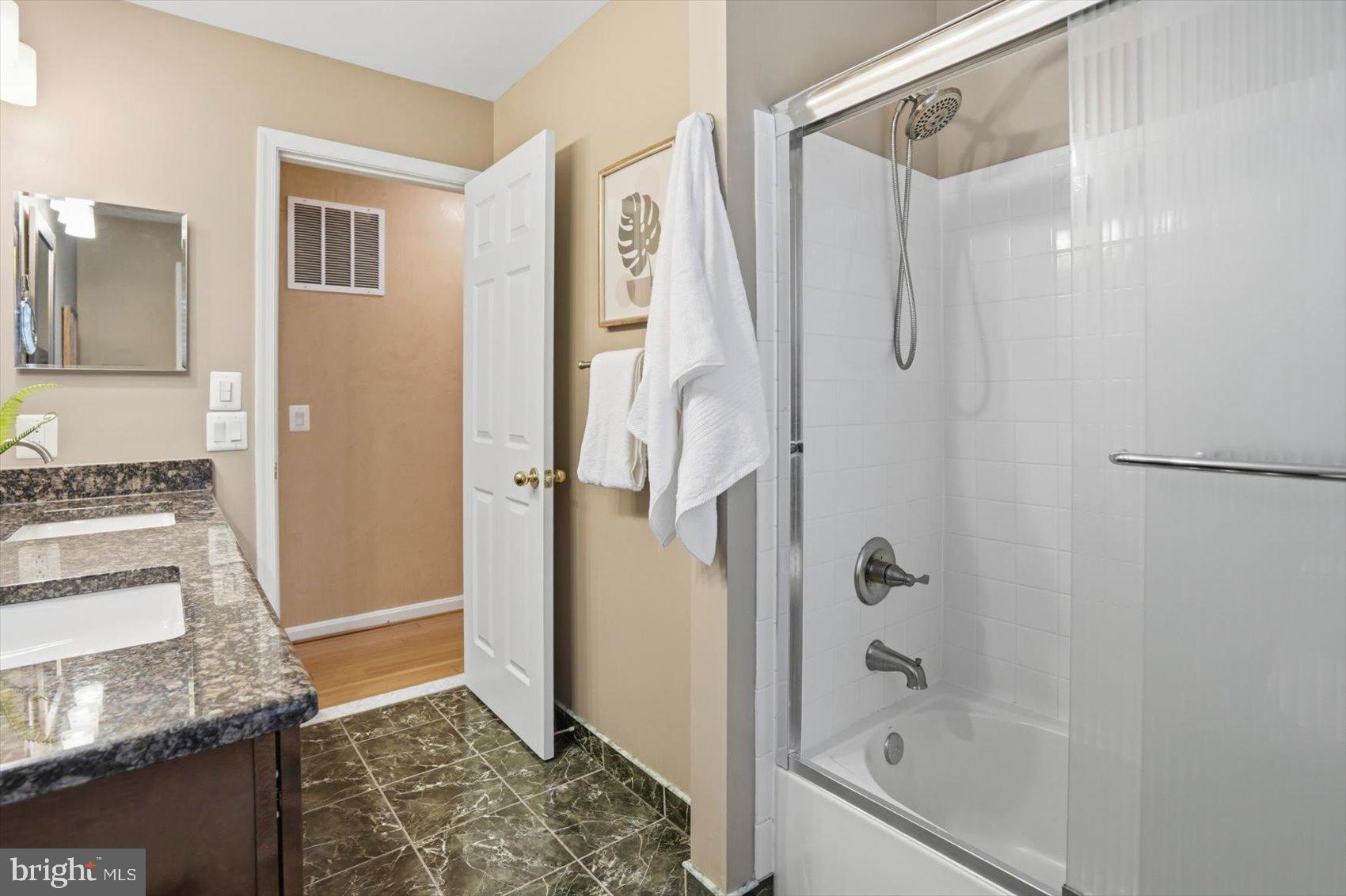 REISTERSTOWN - Residential