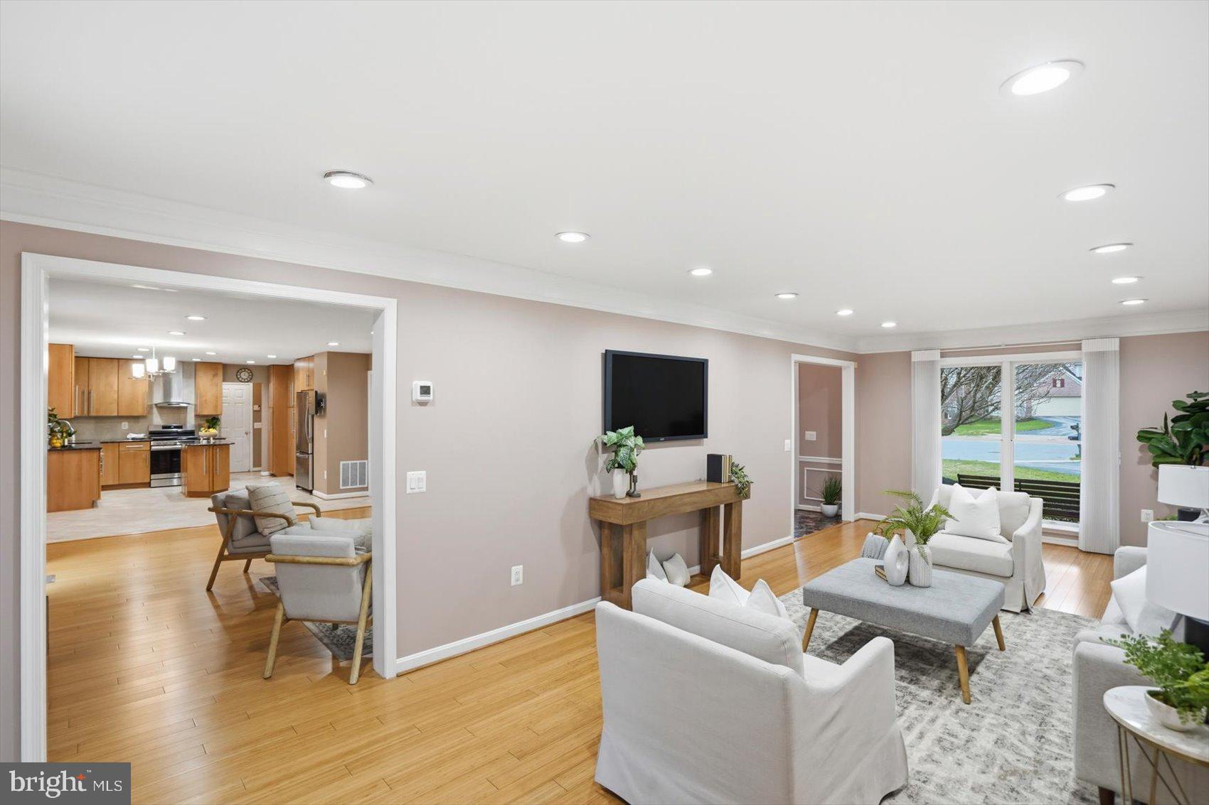 REISTERSTOWN - Residential