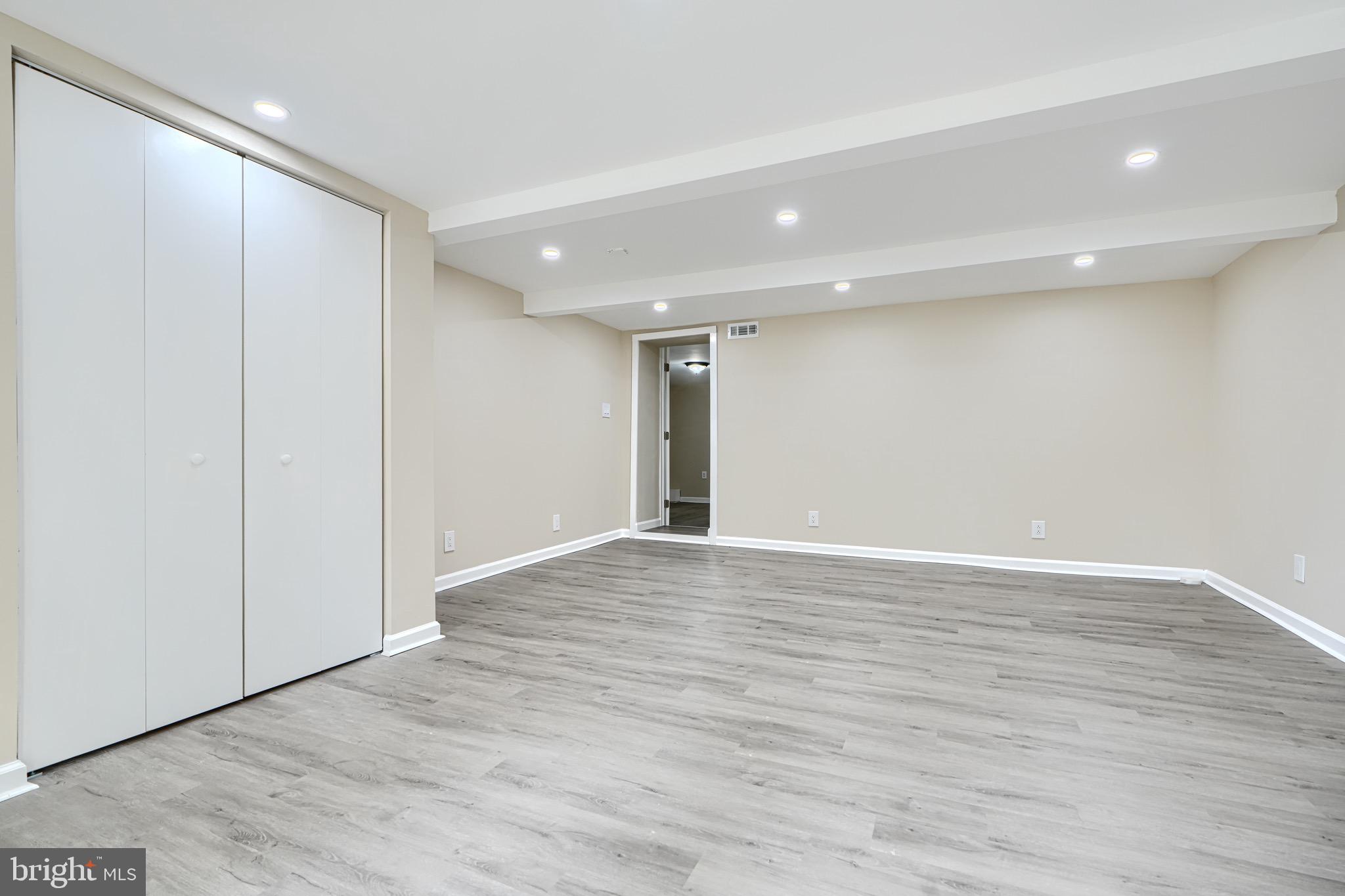 HAMILTON - Residential Lease