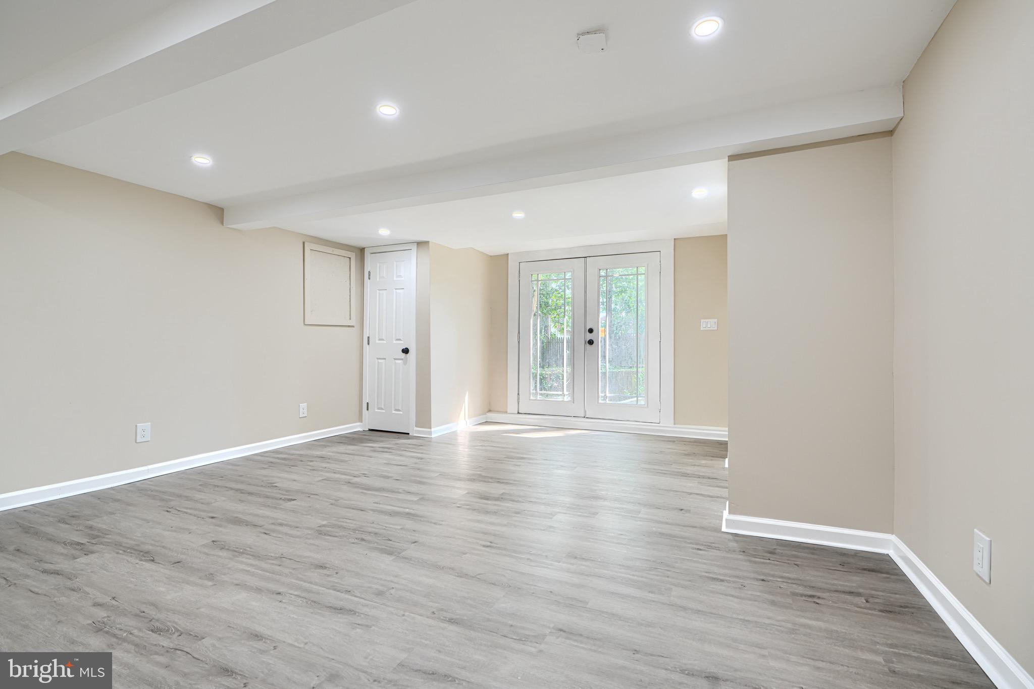 HAMILTON - Residential Lease