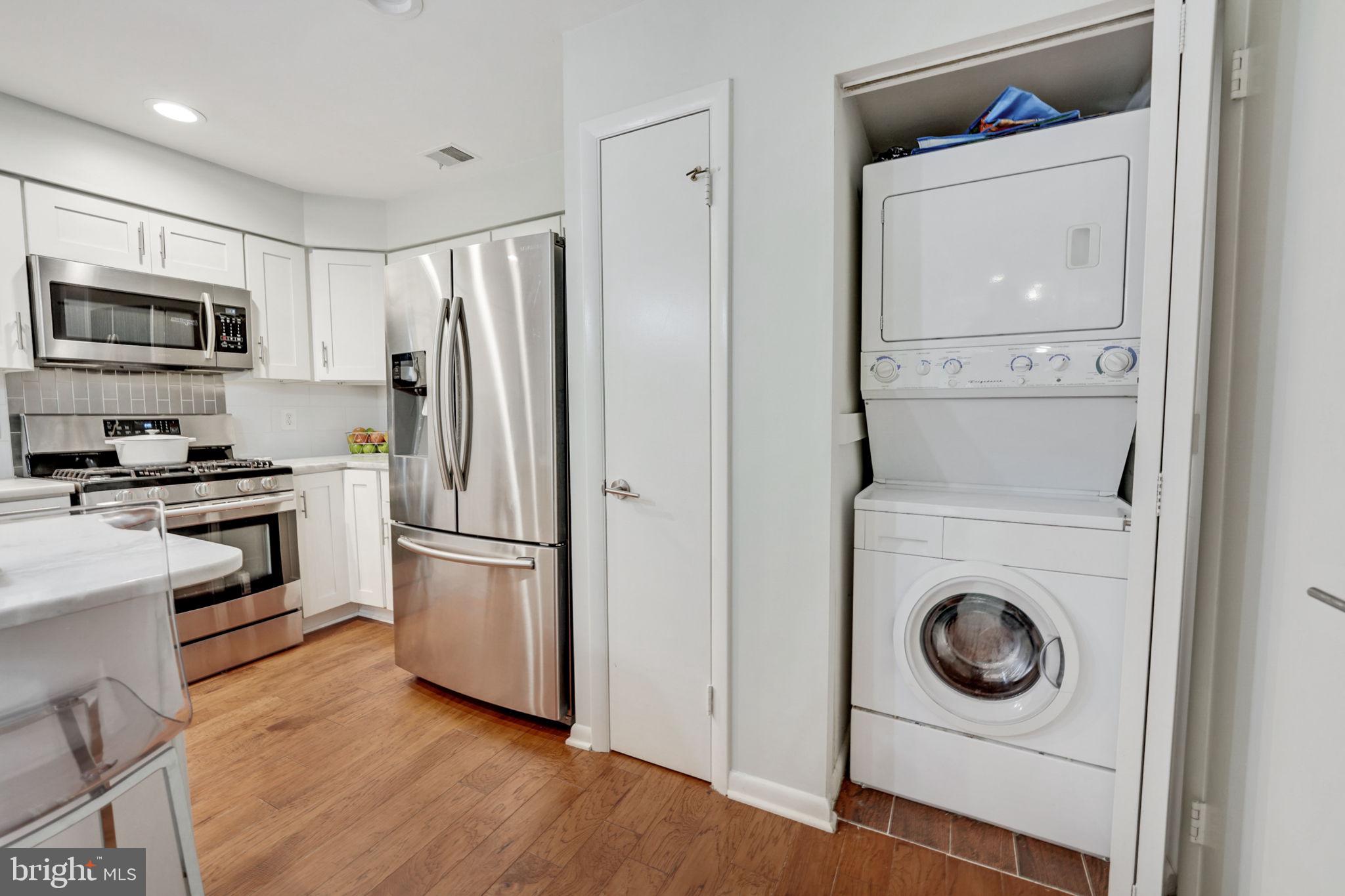 STEPPES OF BARCROFT - Residential