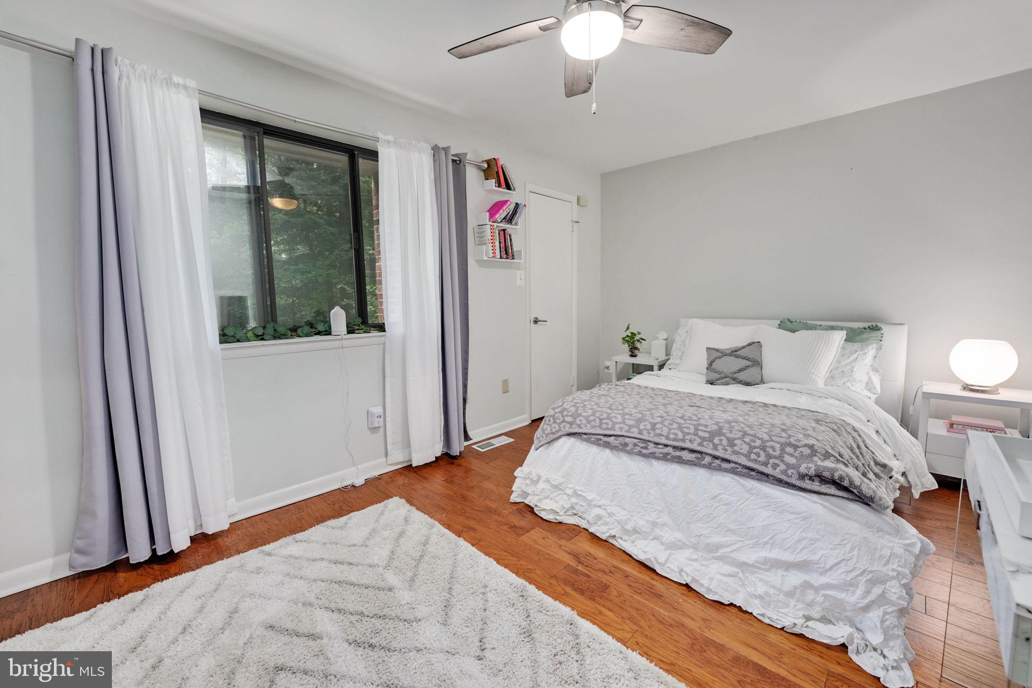 STEPPES OF BARCROFT - Residential