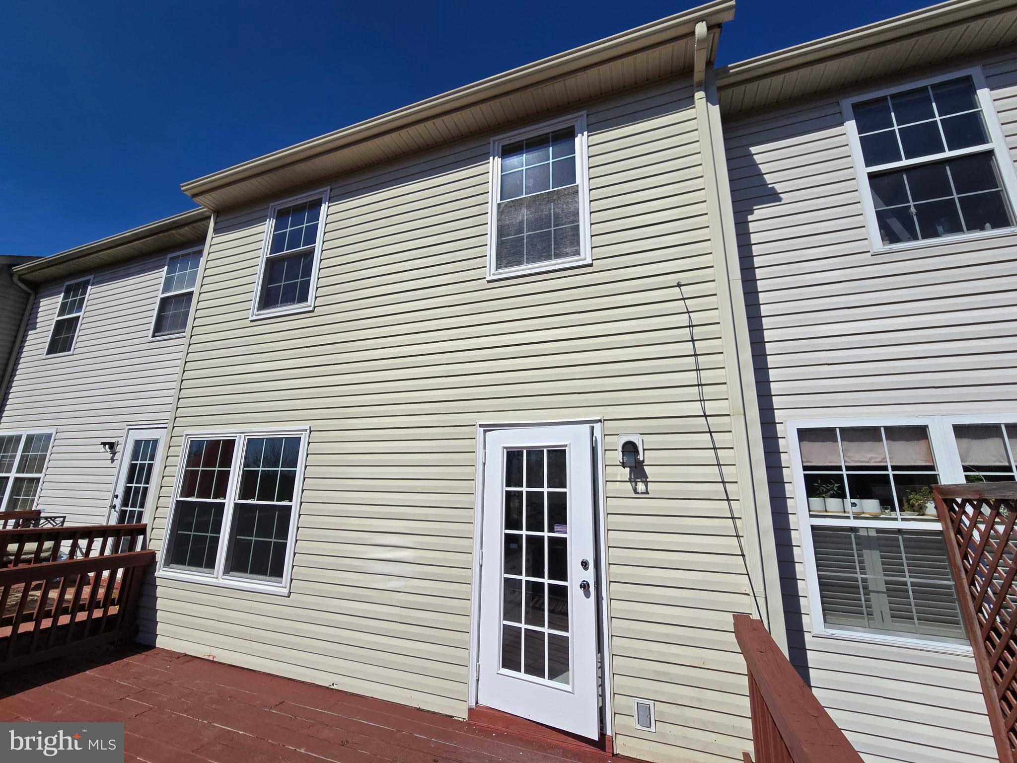 CHARLESTOWN COMMONS - Residential