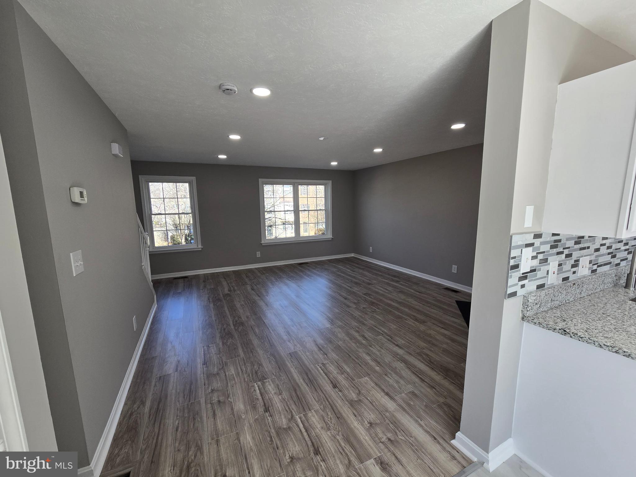 CHARLESTOWN COMMONS - Residential