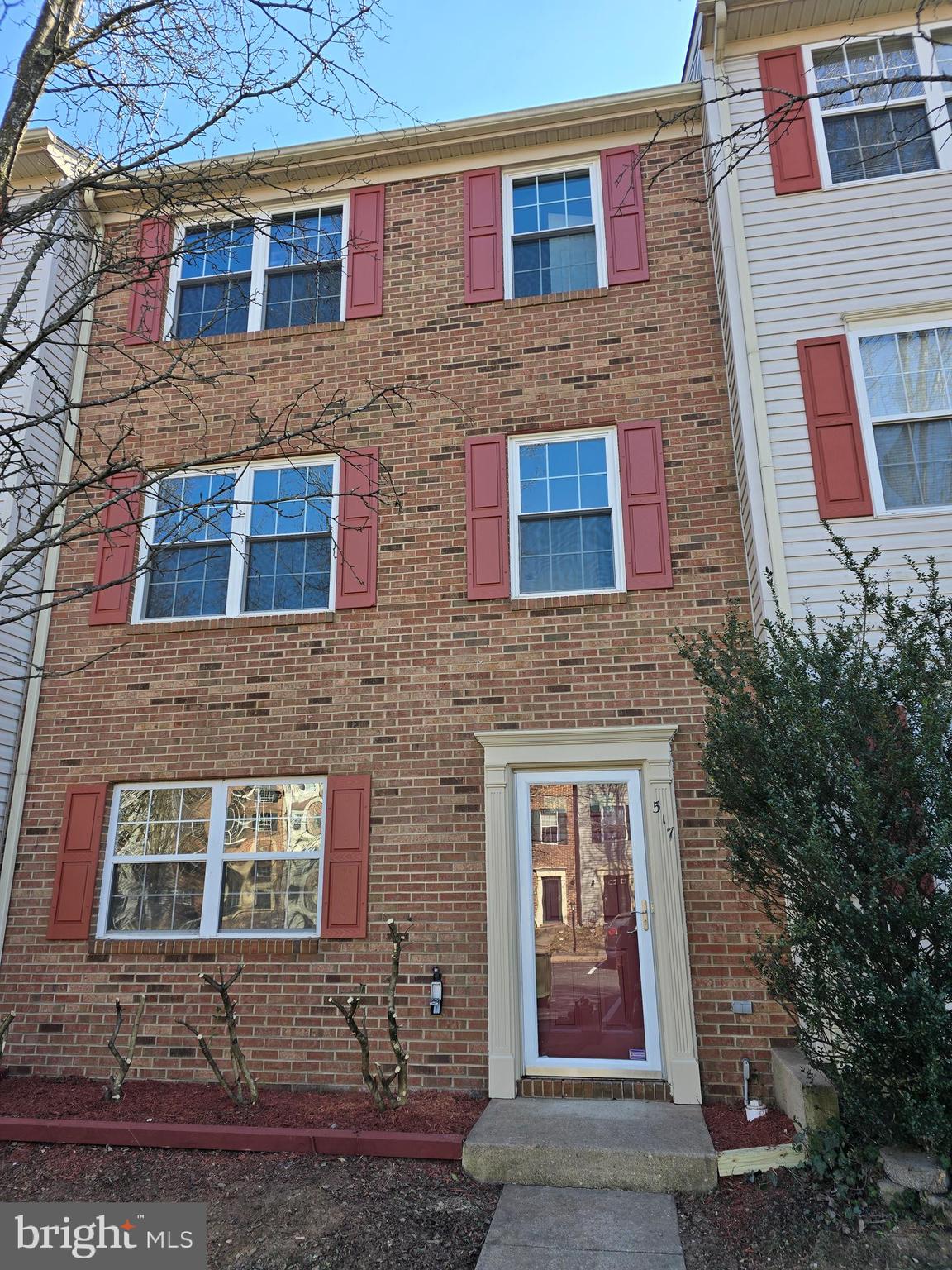 CHARLESTOWN COMMONS - Residential