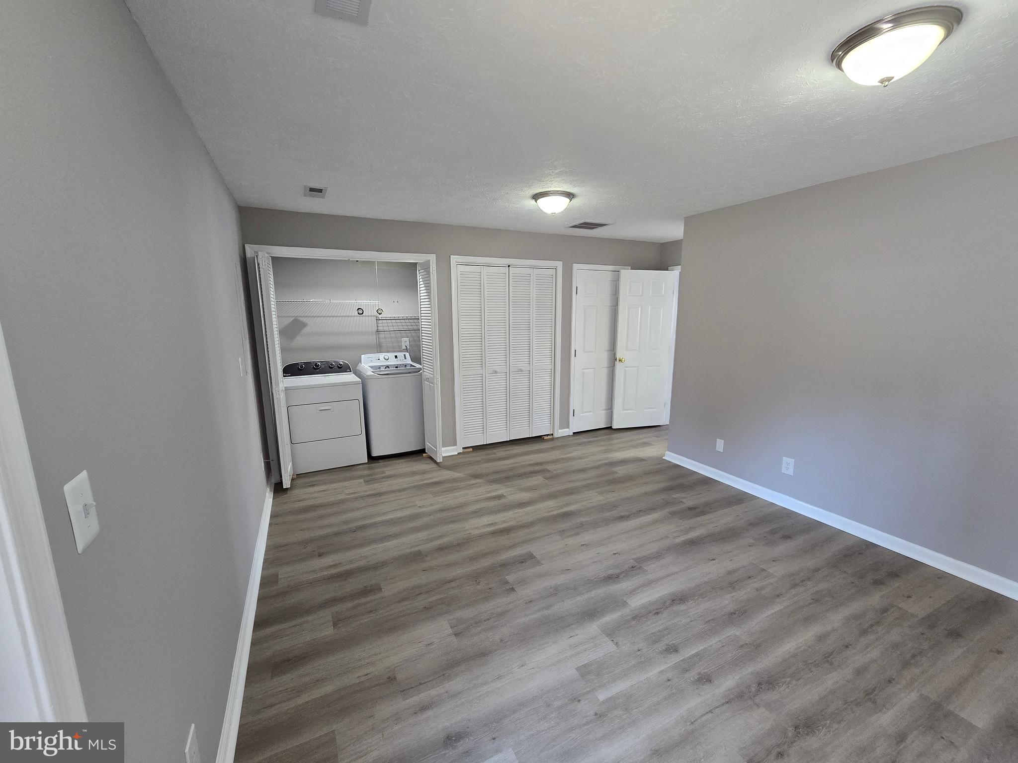 CHARLESTOWN COMMONS - Residential