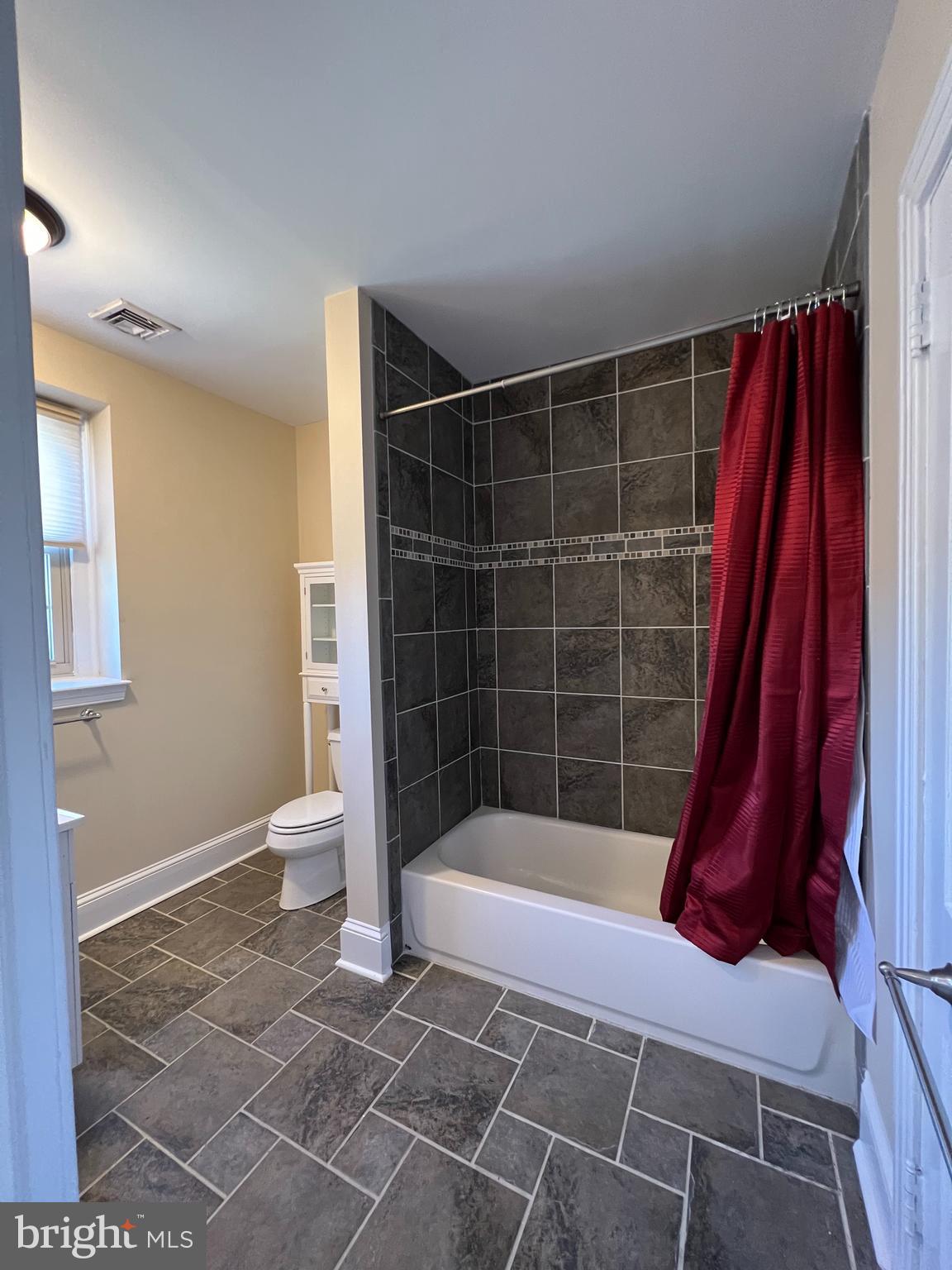 MERION STATION - Residential Lease