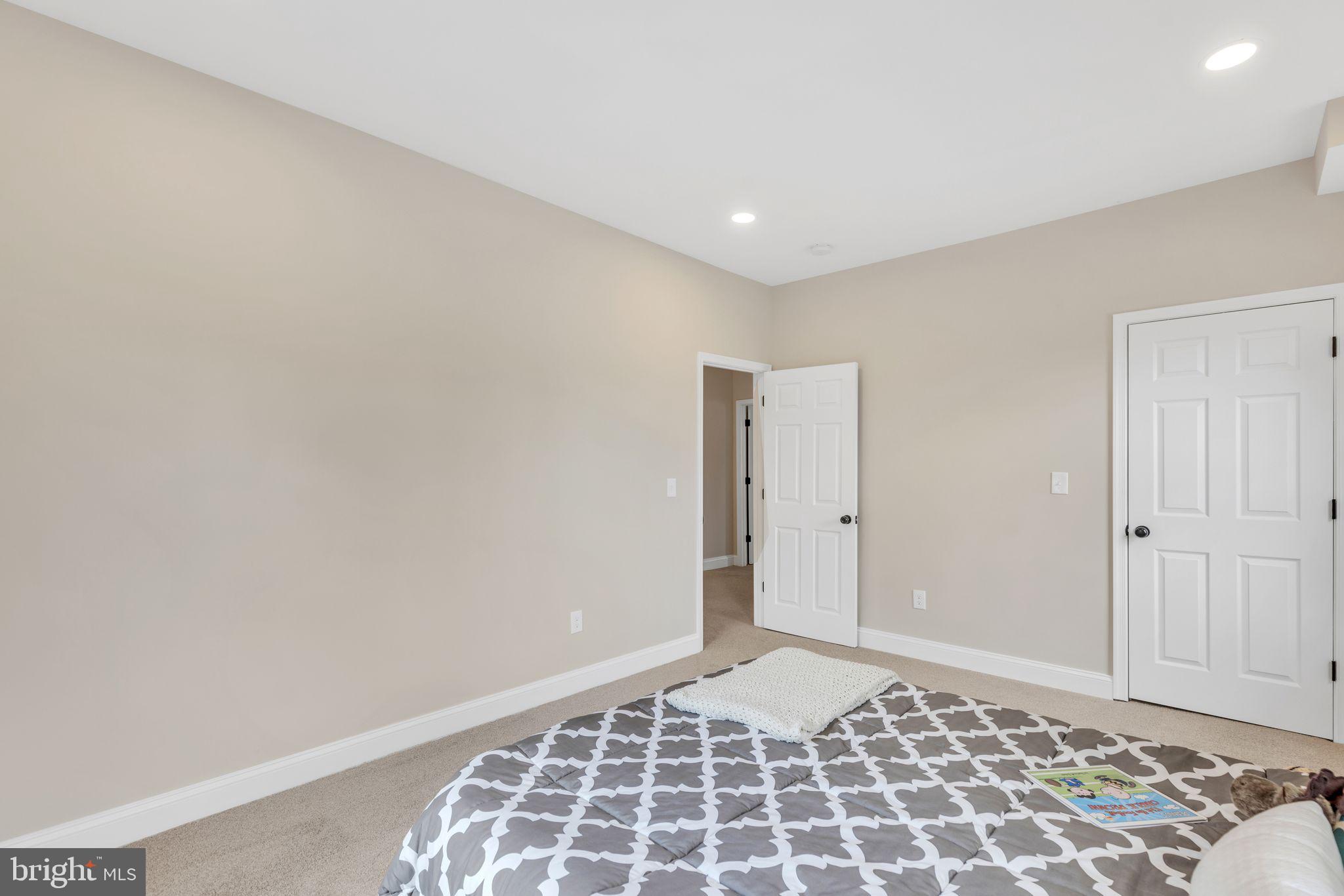 CENTRAL FOREST PARK - Residential